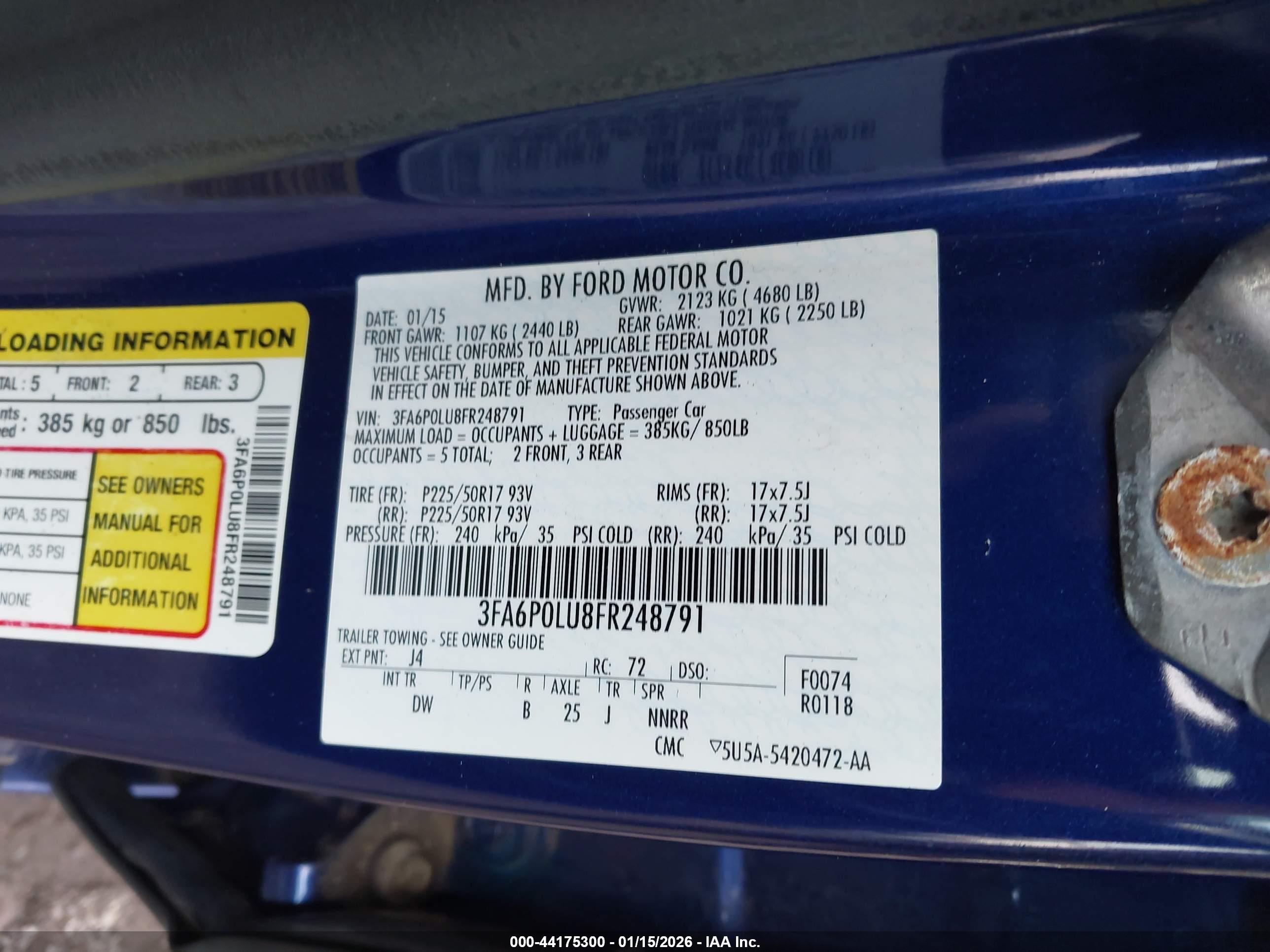 FORD FUSION image 9