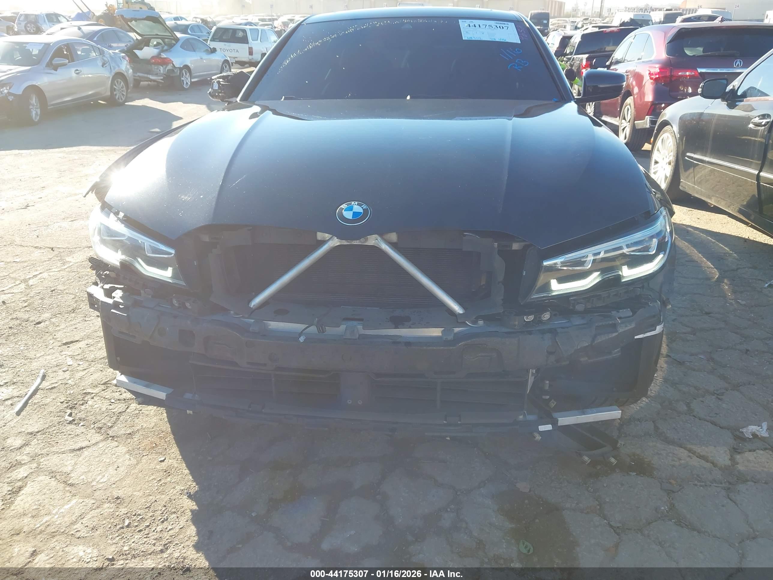BMW 330I image 6