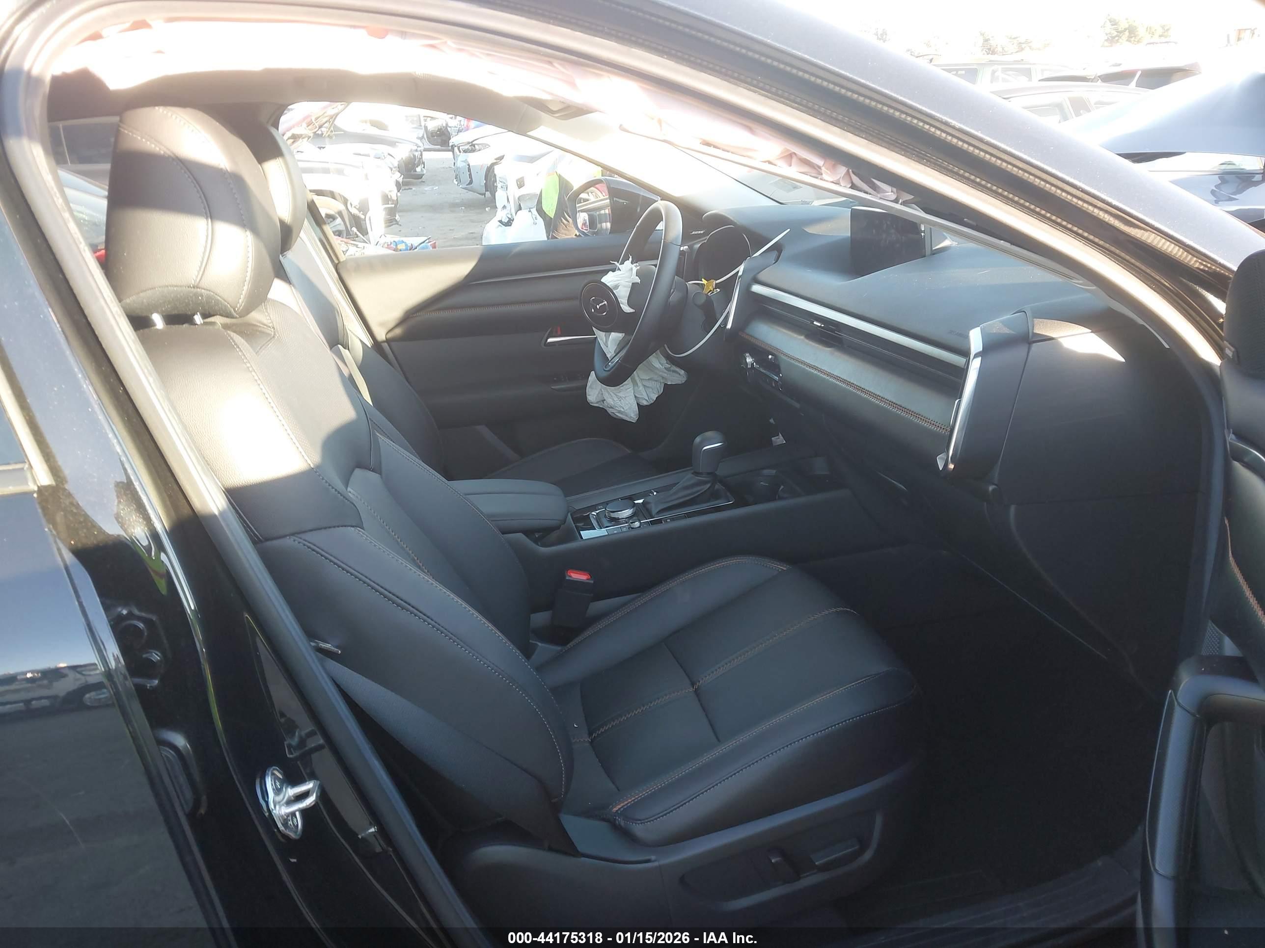 MAZDA CX-50 image 5