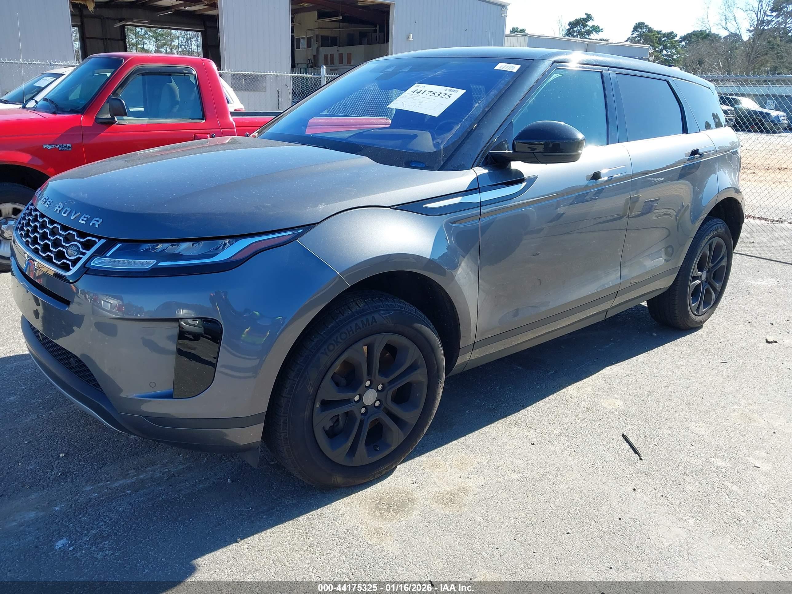 LAND ROVER image 2