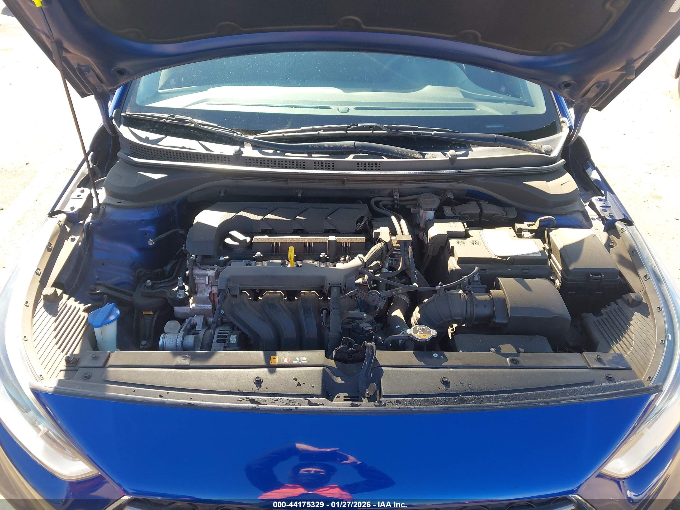 HYUNDAI ACCENT image 10
