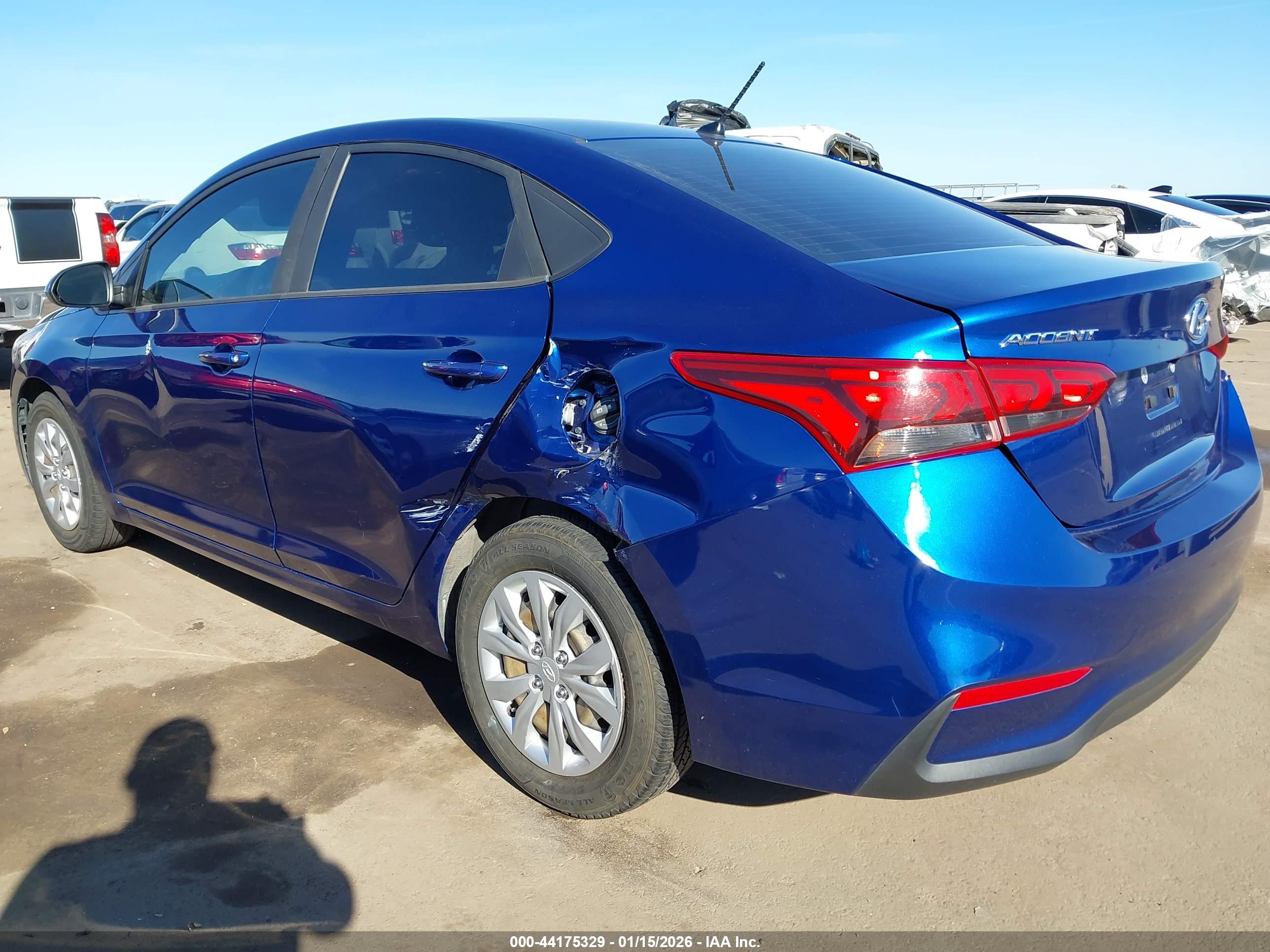 HYUNDAI ACCENT image 6