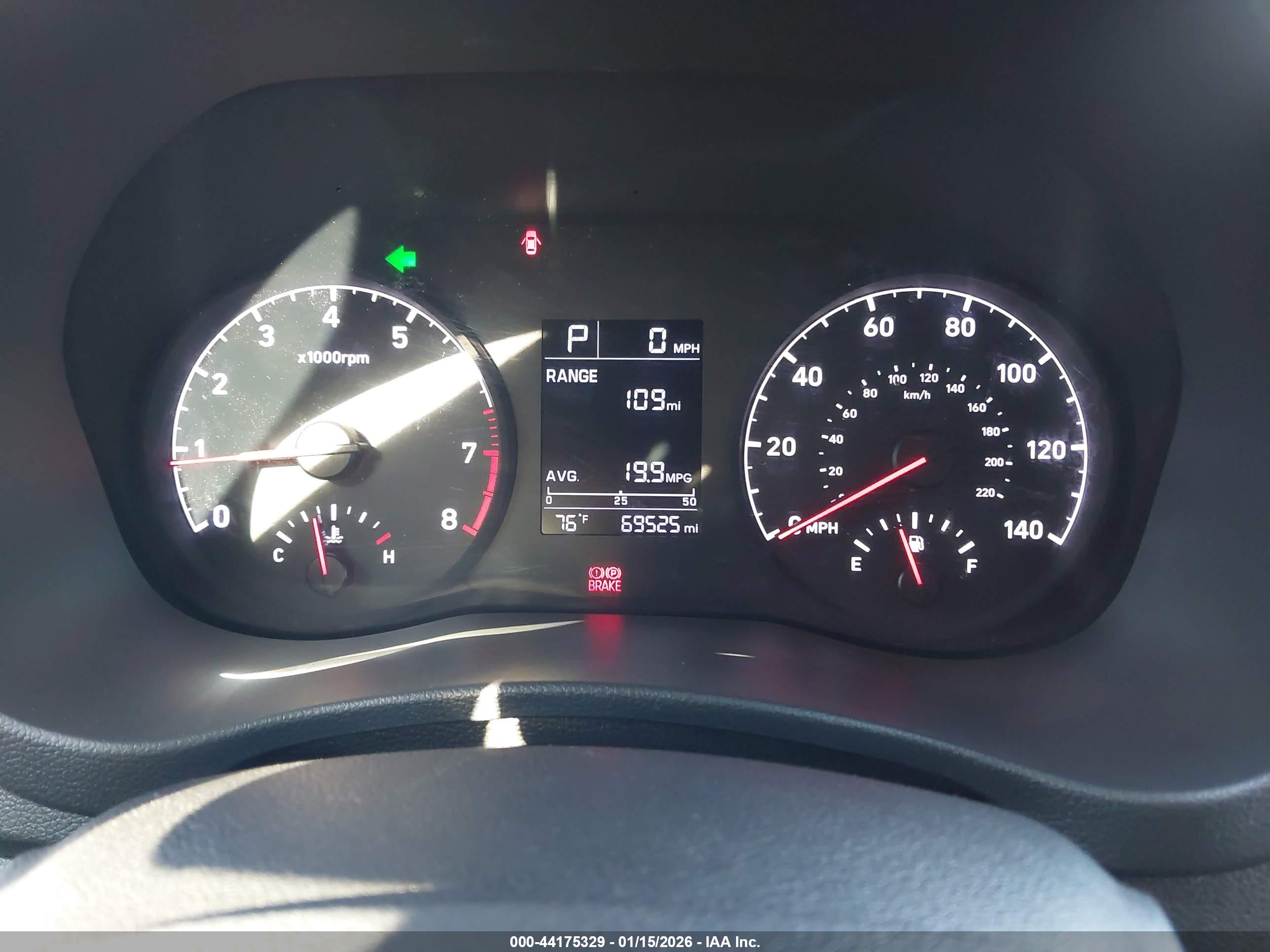 HYUNDAI ACCENT image 7