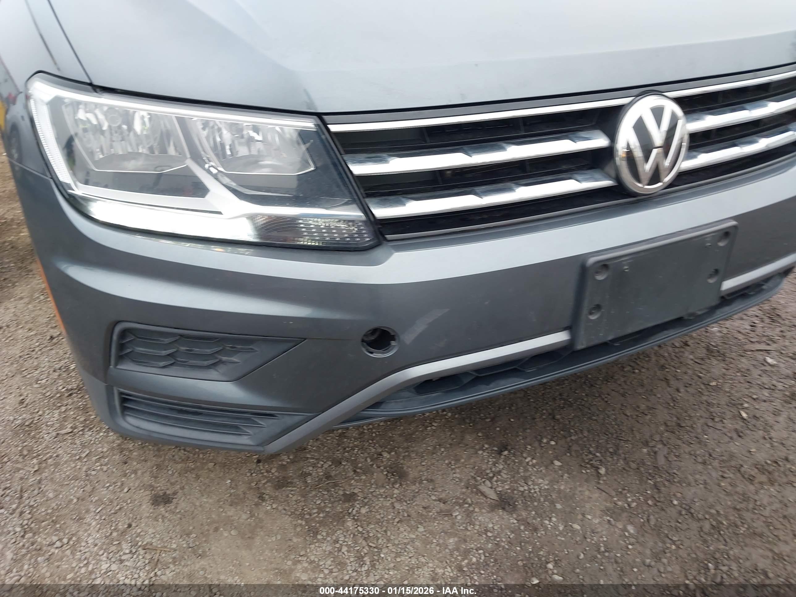 VOLKSWAGEN TIGUAN image 6