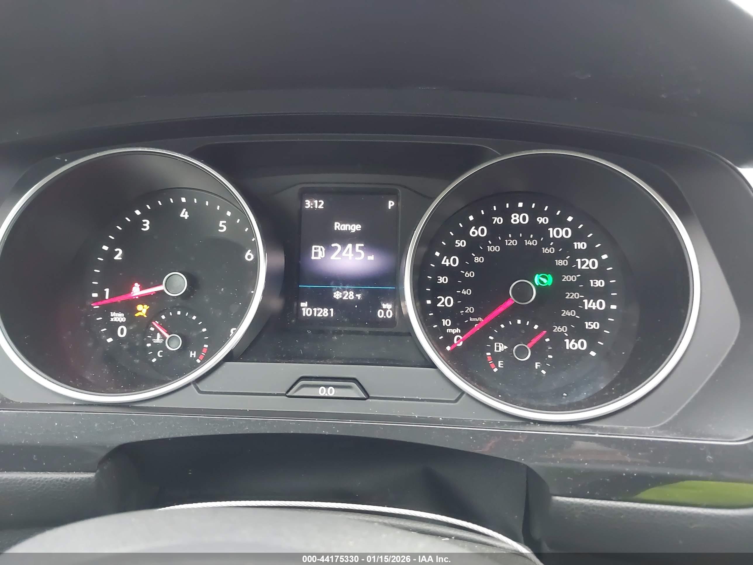 VOLKSWAGEN TIGUAN image 7