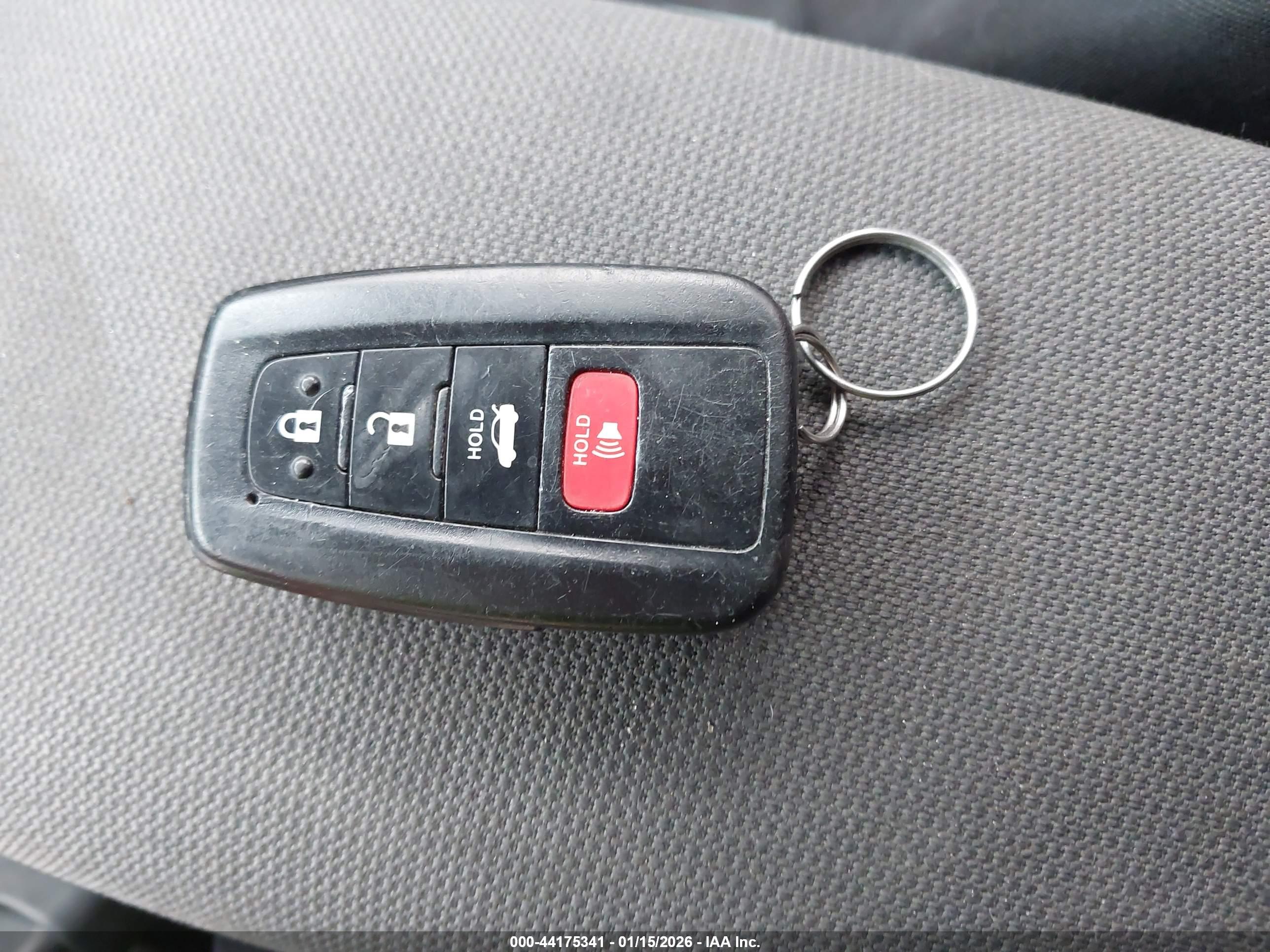 TOYOTA COROLLA image 11