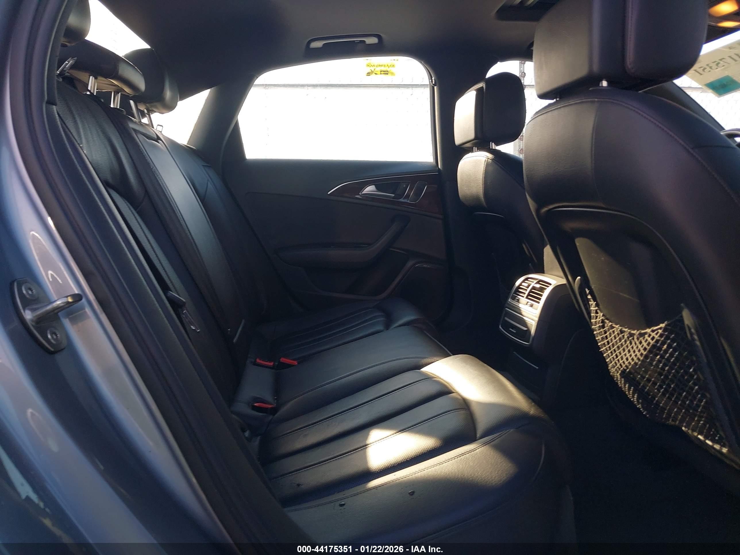 AUDI A6 image 8