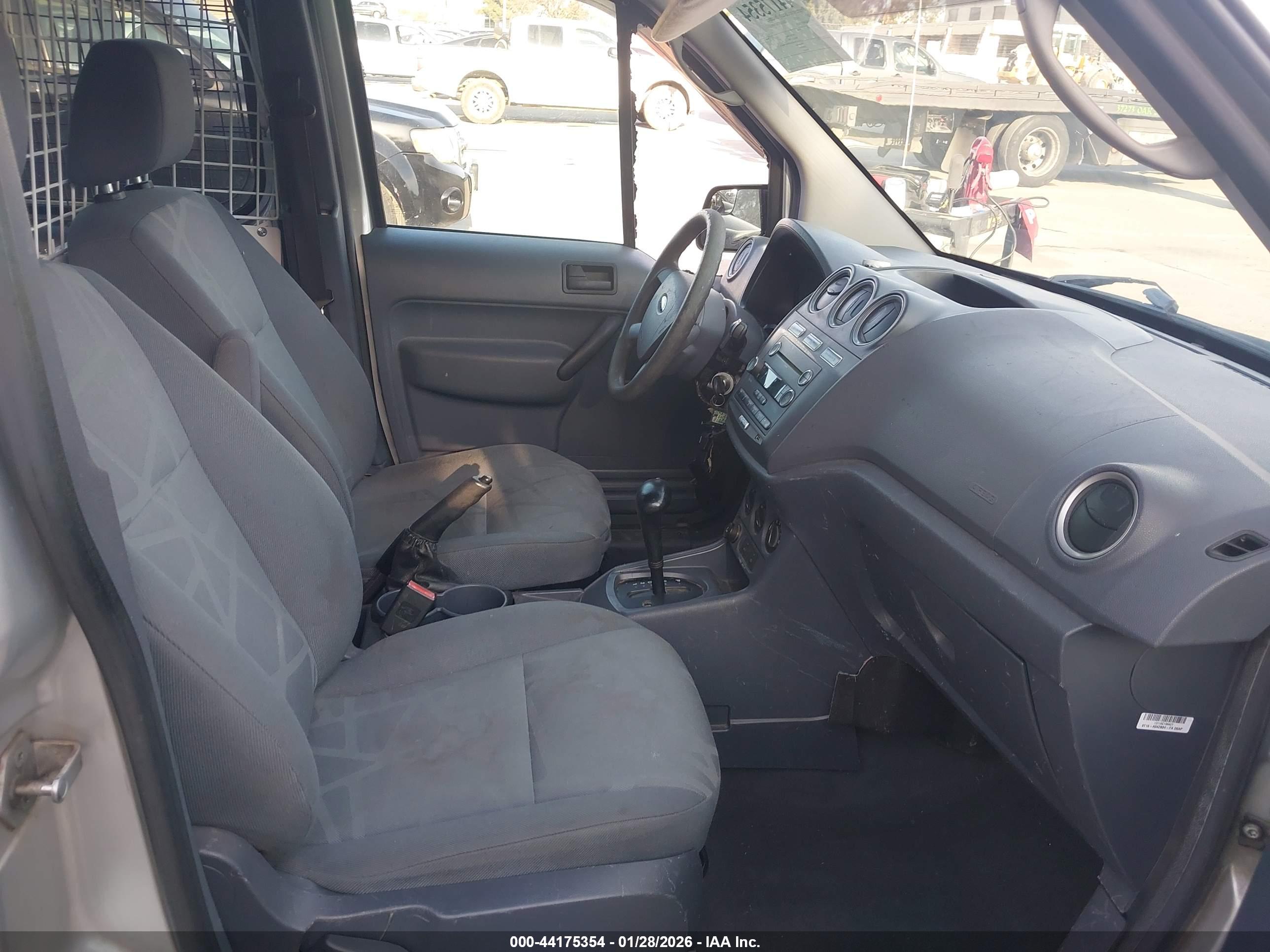 FORD TRANSIT image 5
