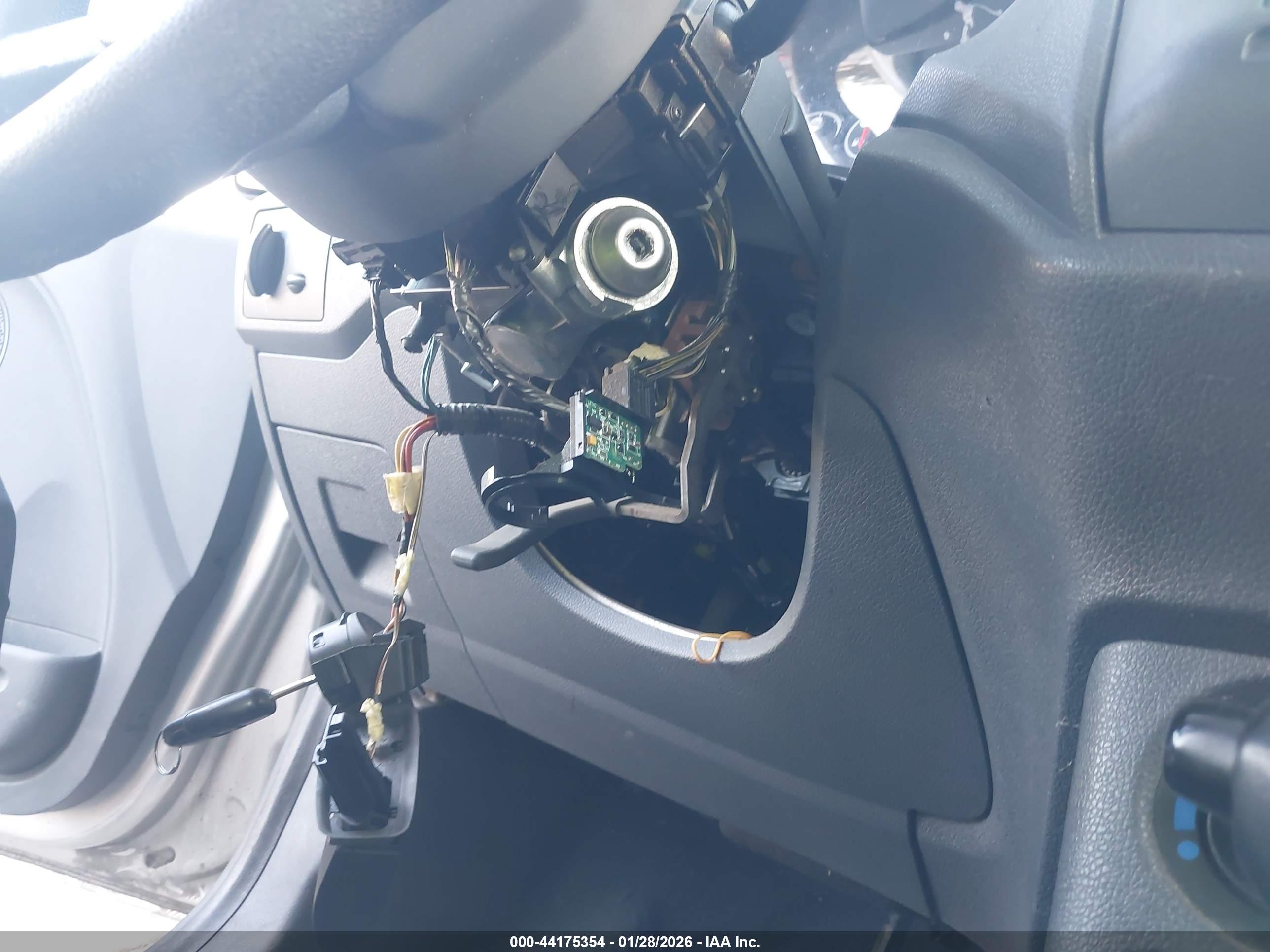 FORD TRANSIT image 6
