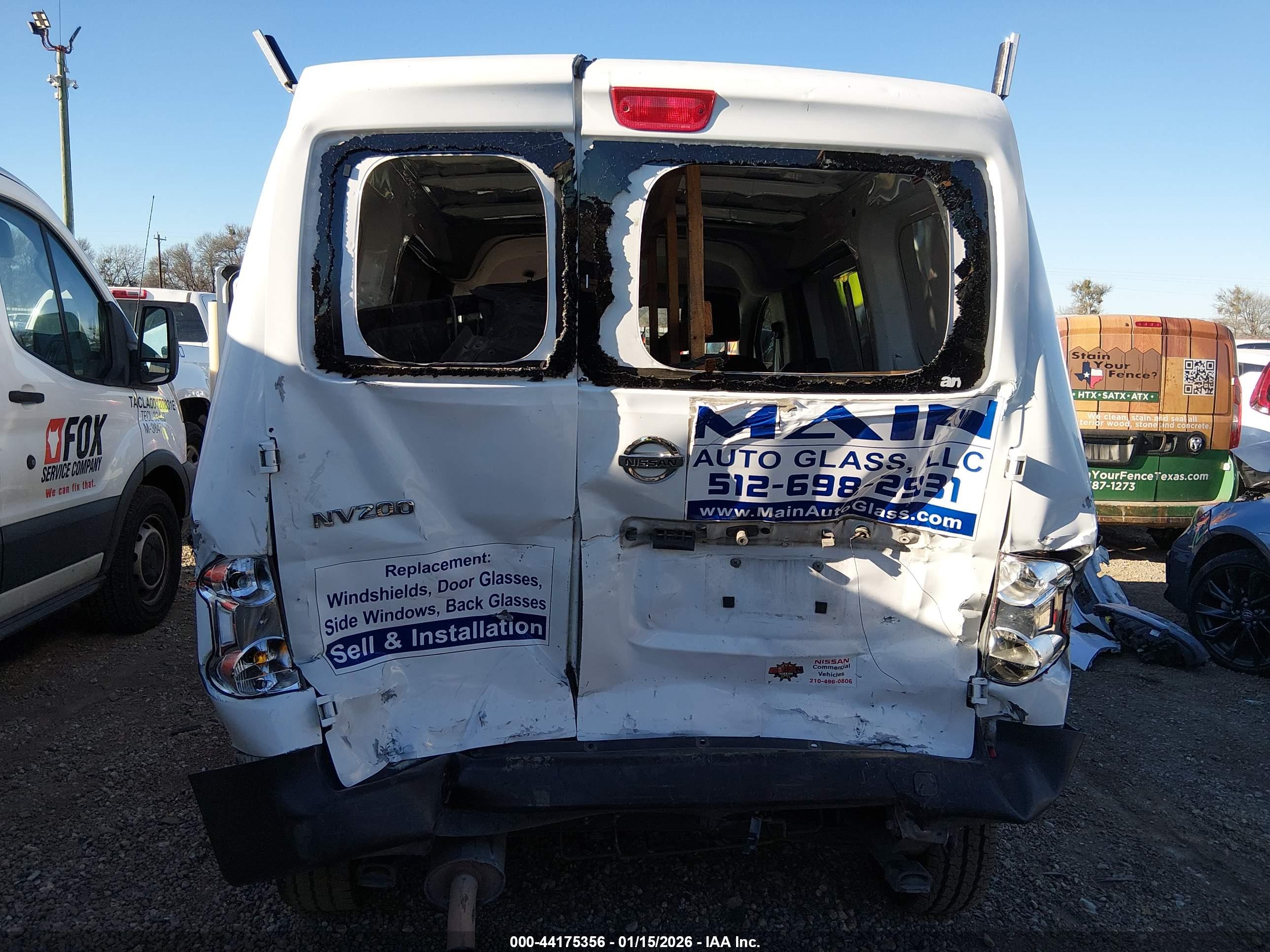 NISSAN NV200 image 6