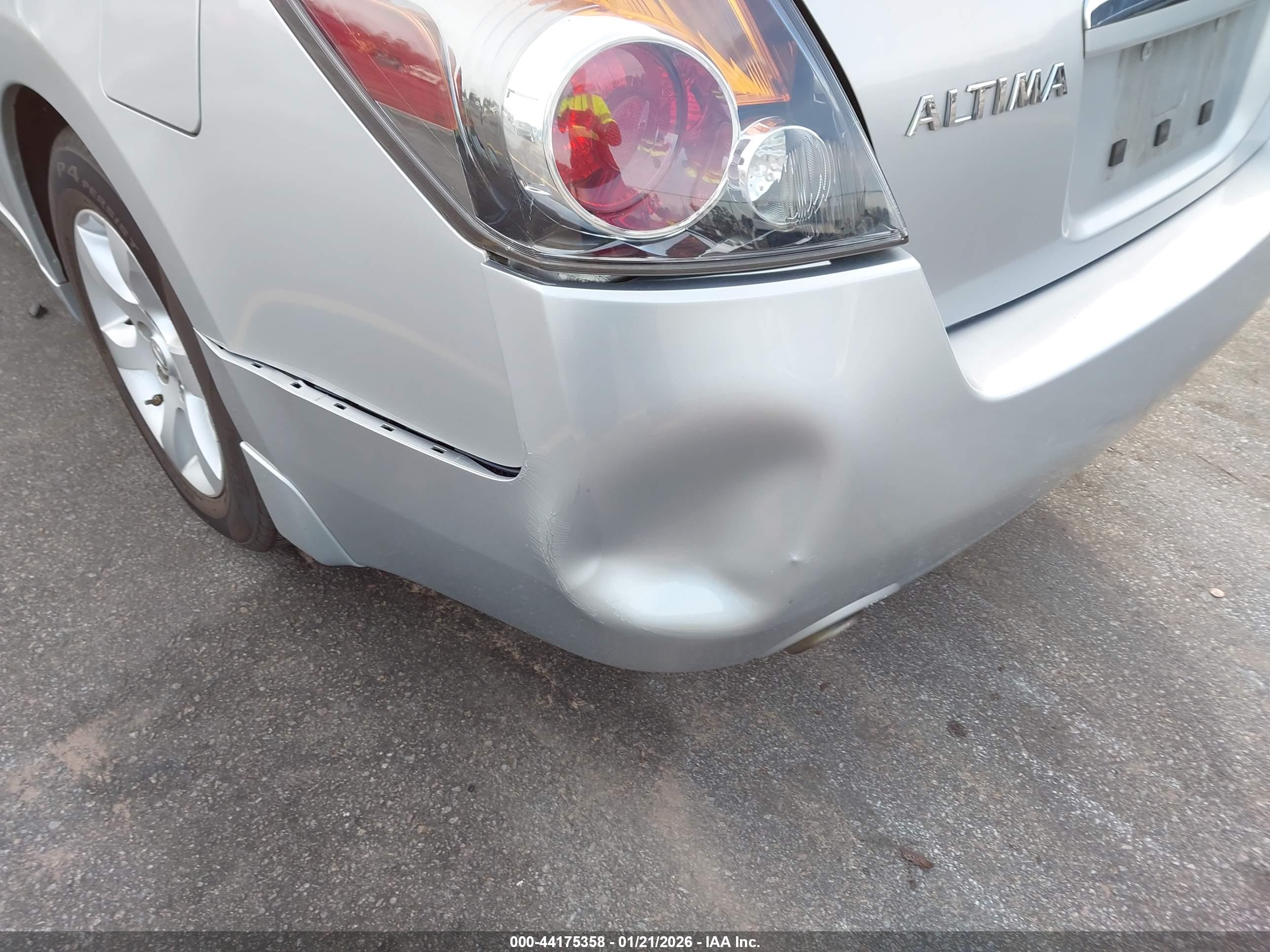 NISSAN ALTIMA image 6