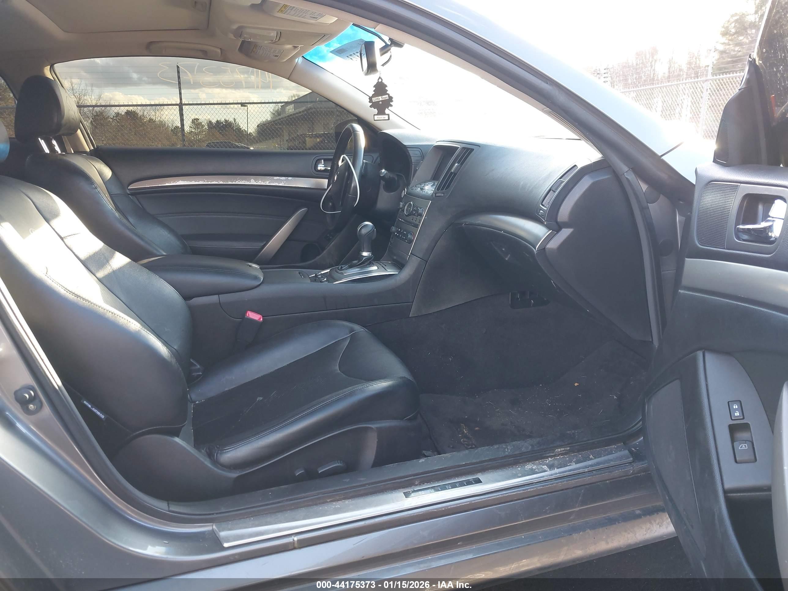 INFINITI G37X image 5