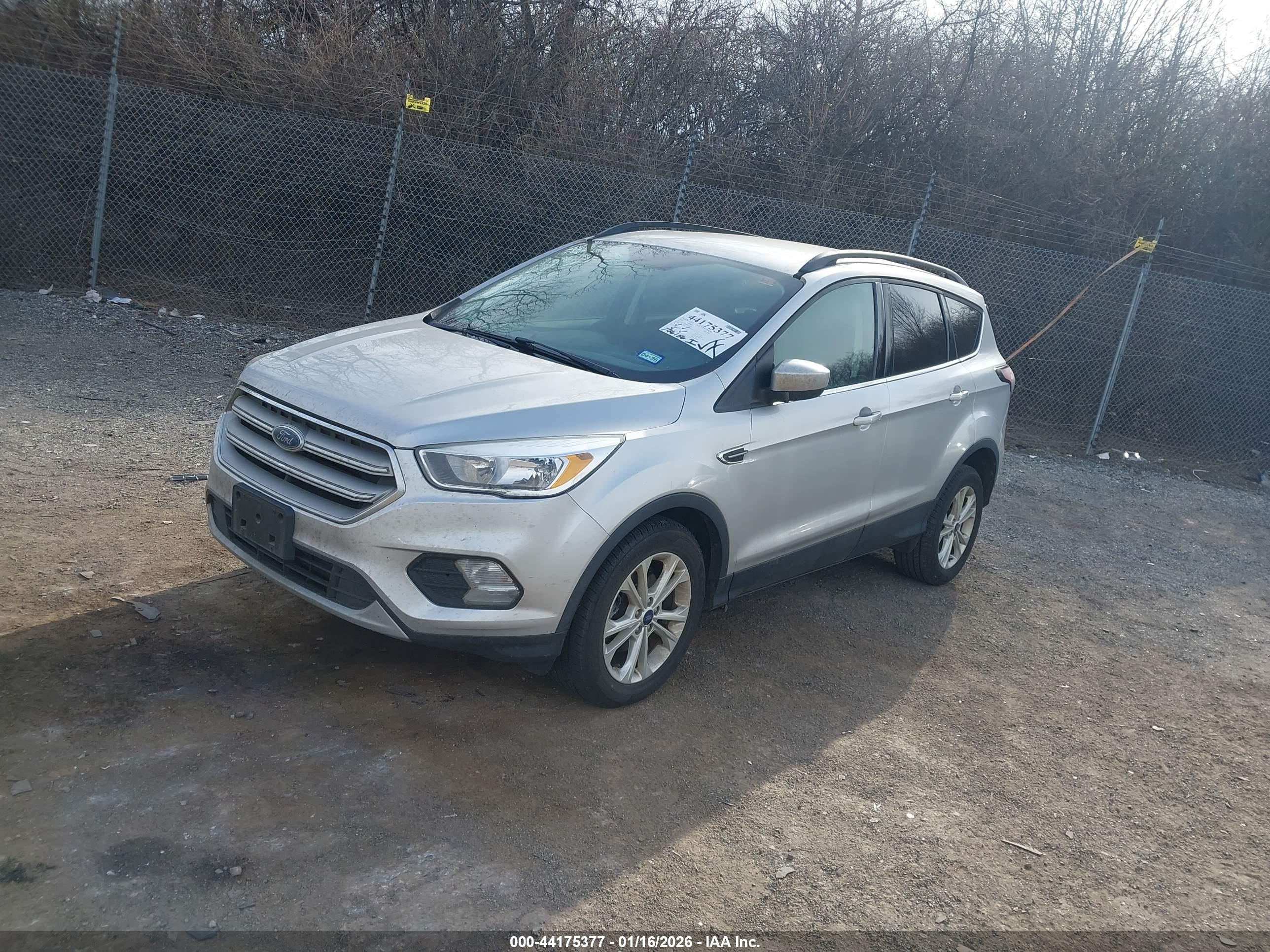 FORD ESCAPE image 2