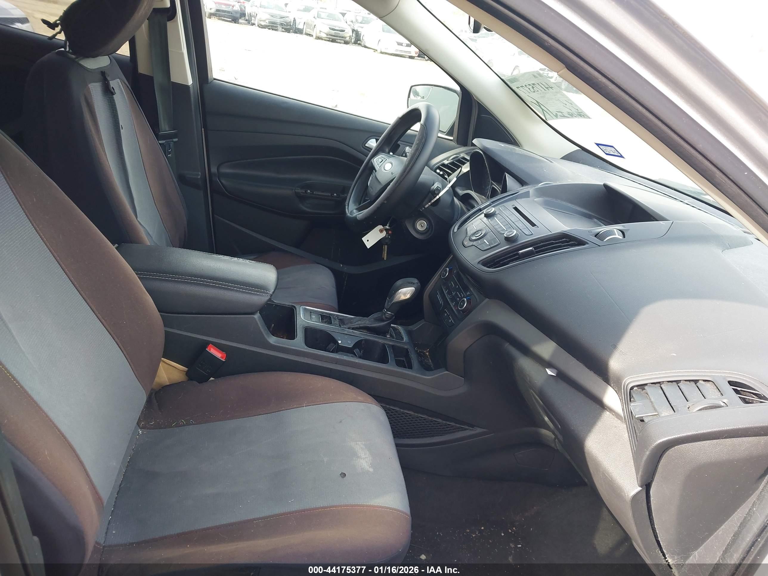 FORD ESCAPE image 5