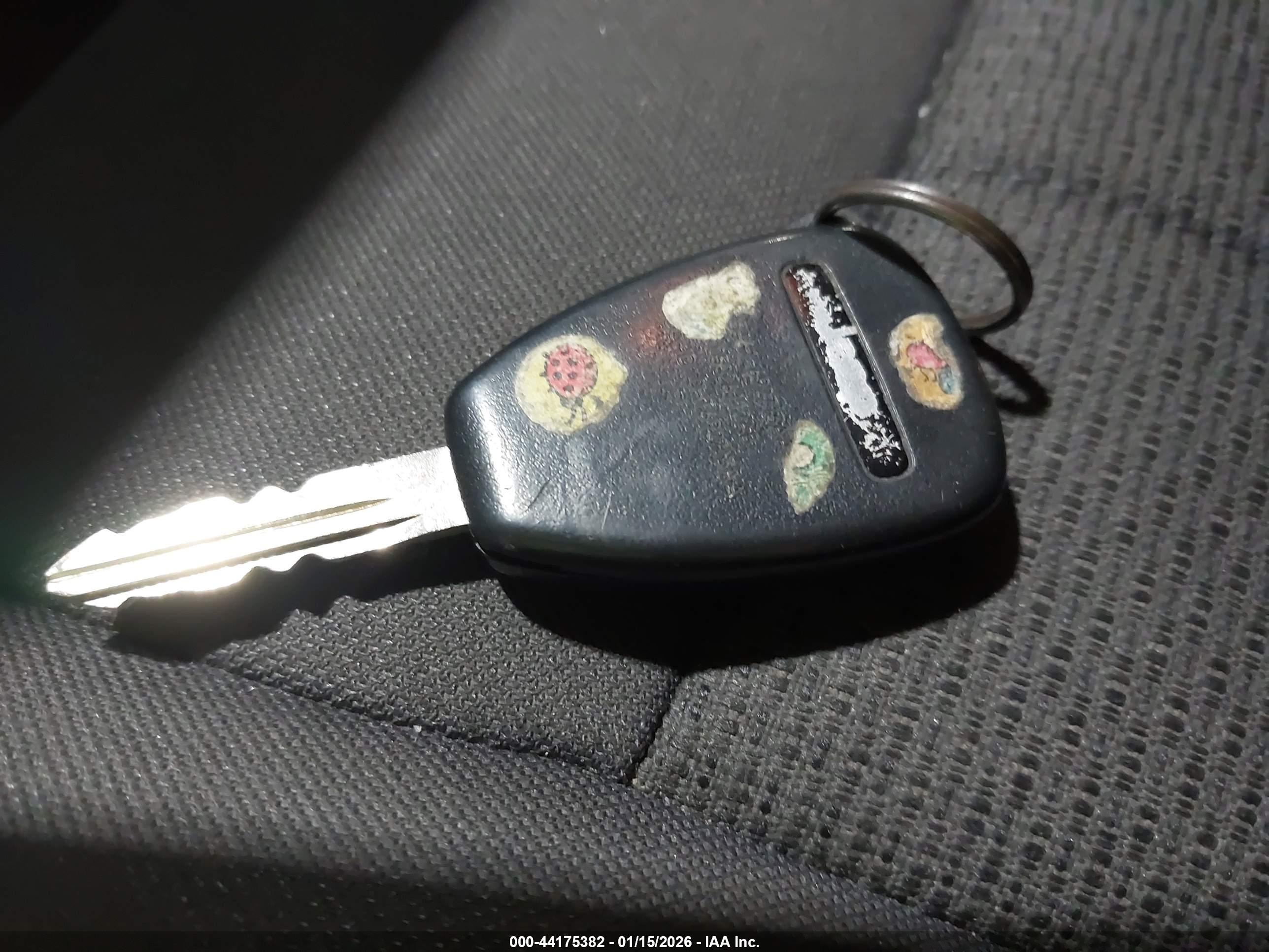 JEEP LIBERTY image 11