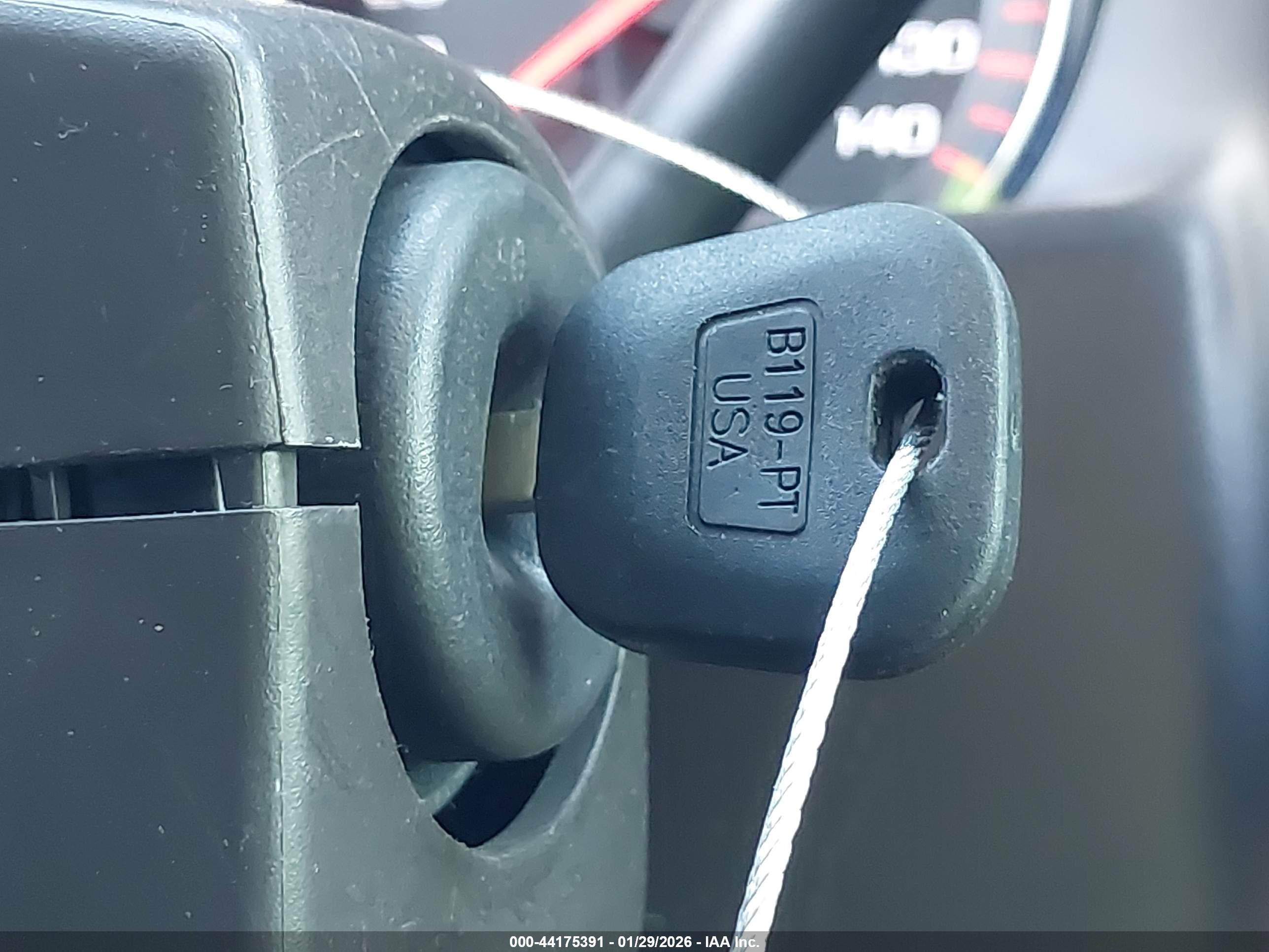 GMC SIERRA image 11