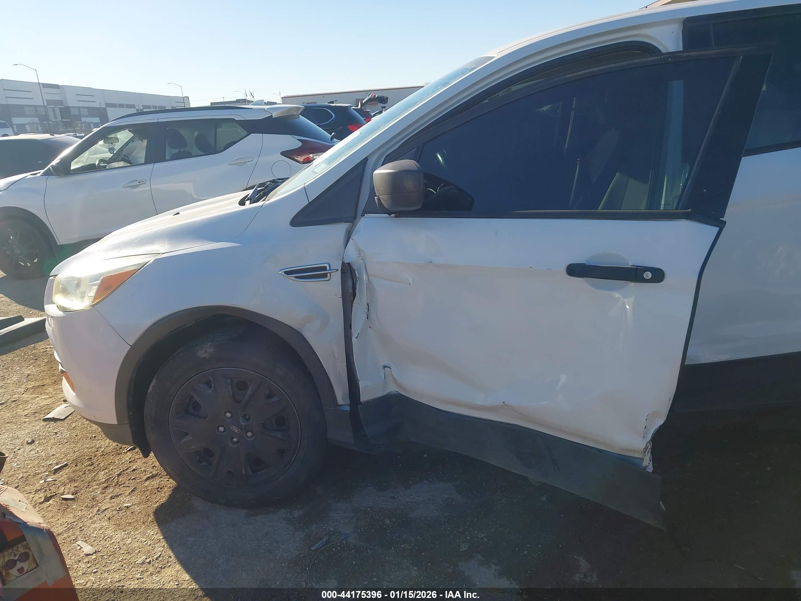 FORD ESCAPE image 6