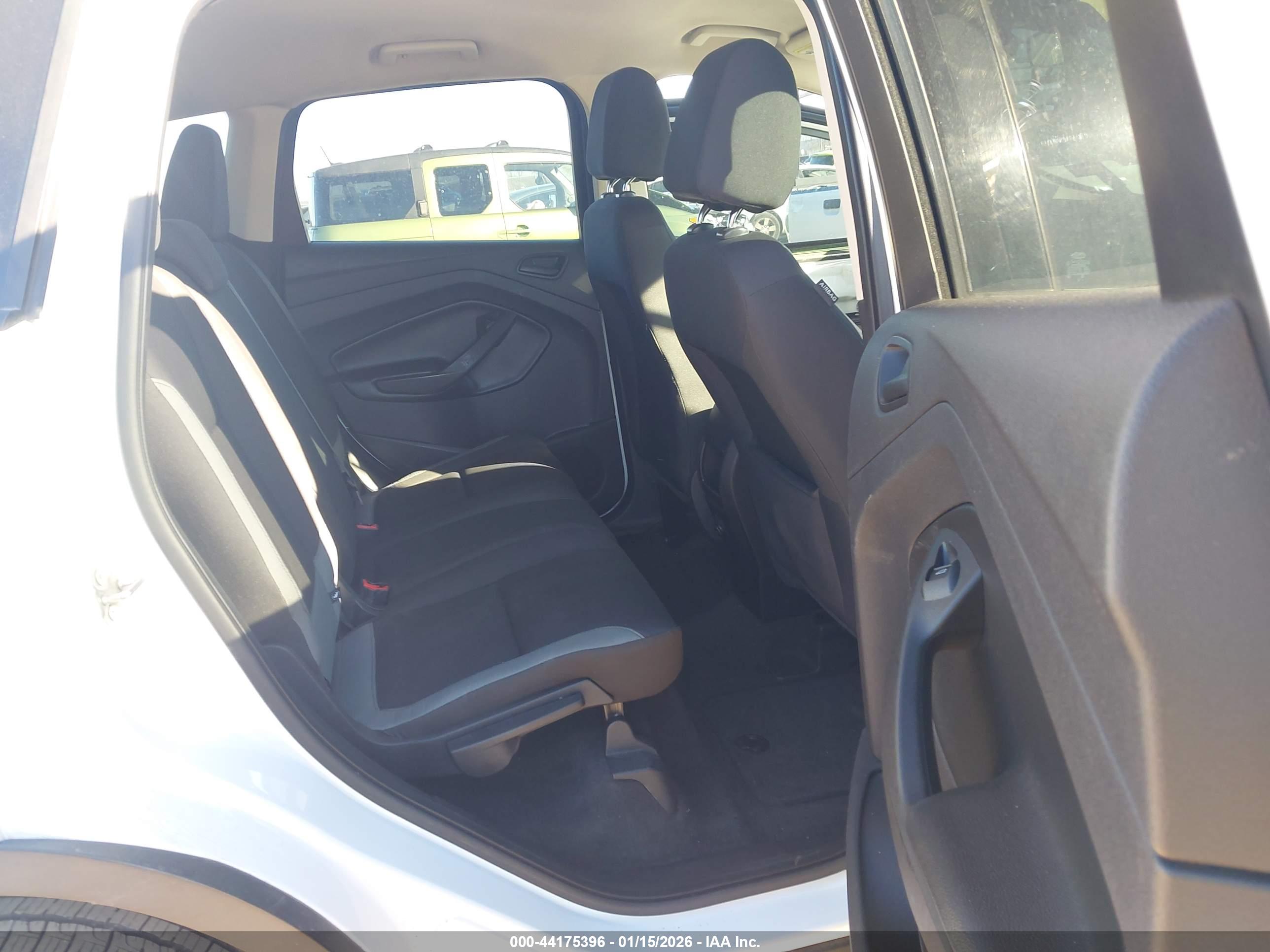 FORD ESCAPE image 8