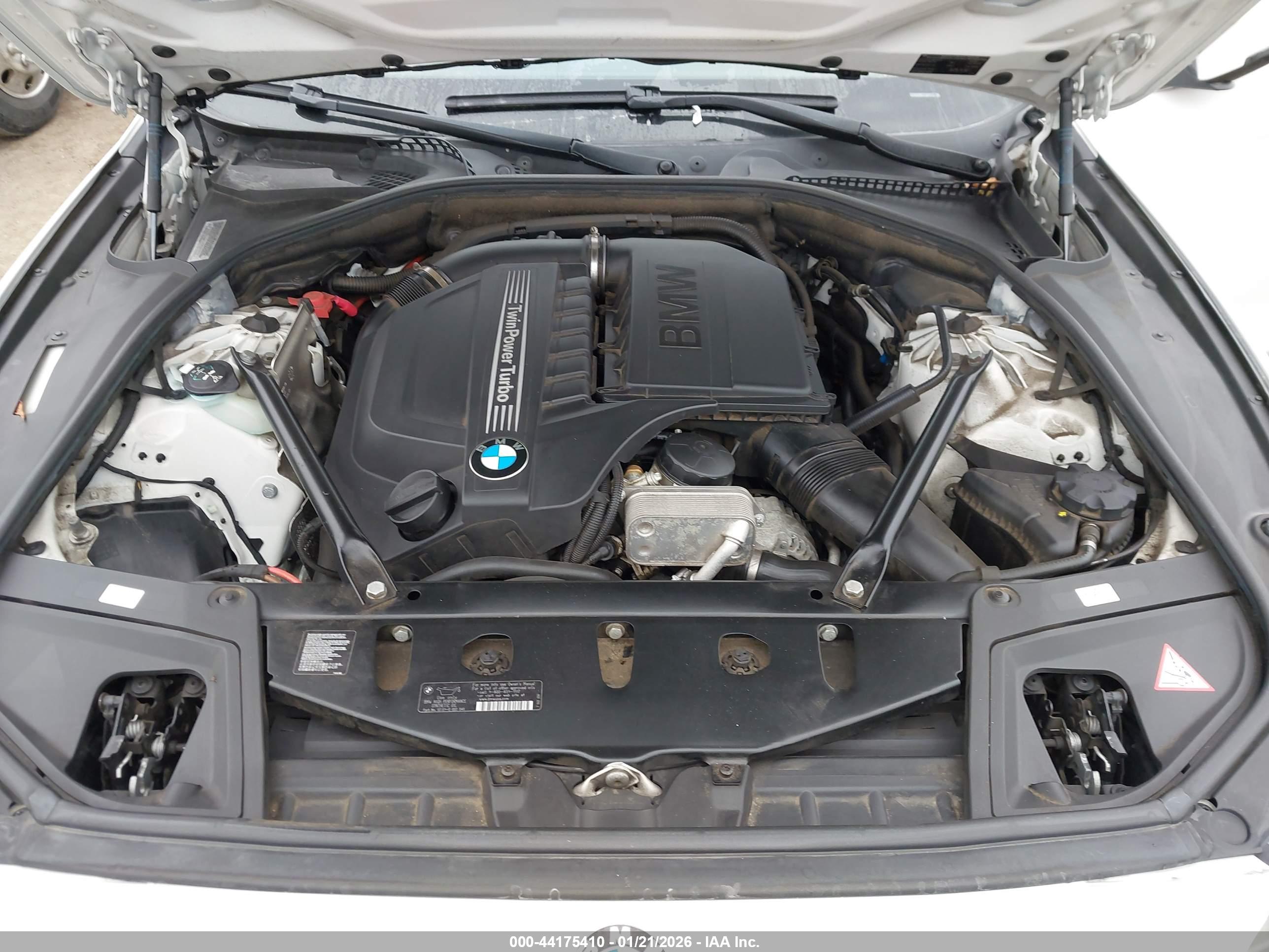 BMW 535I image 10