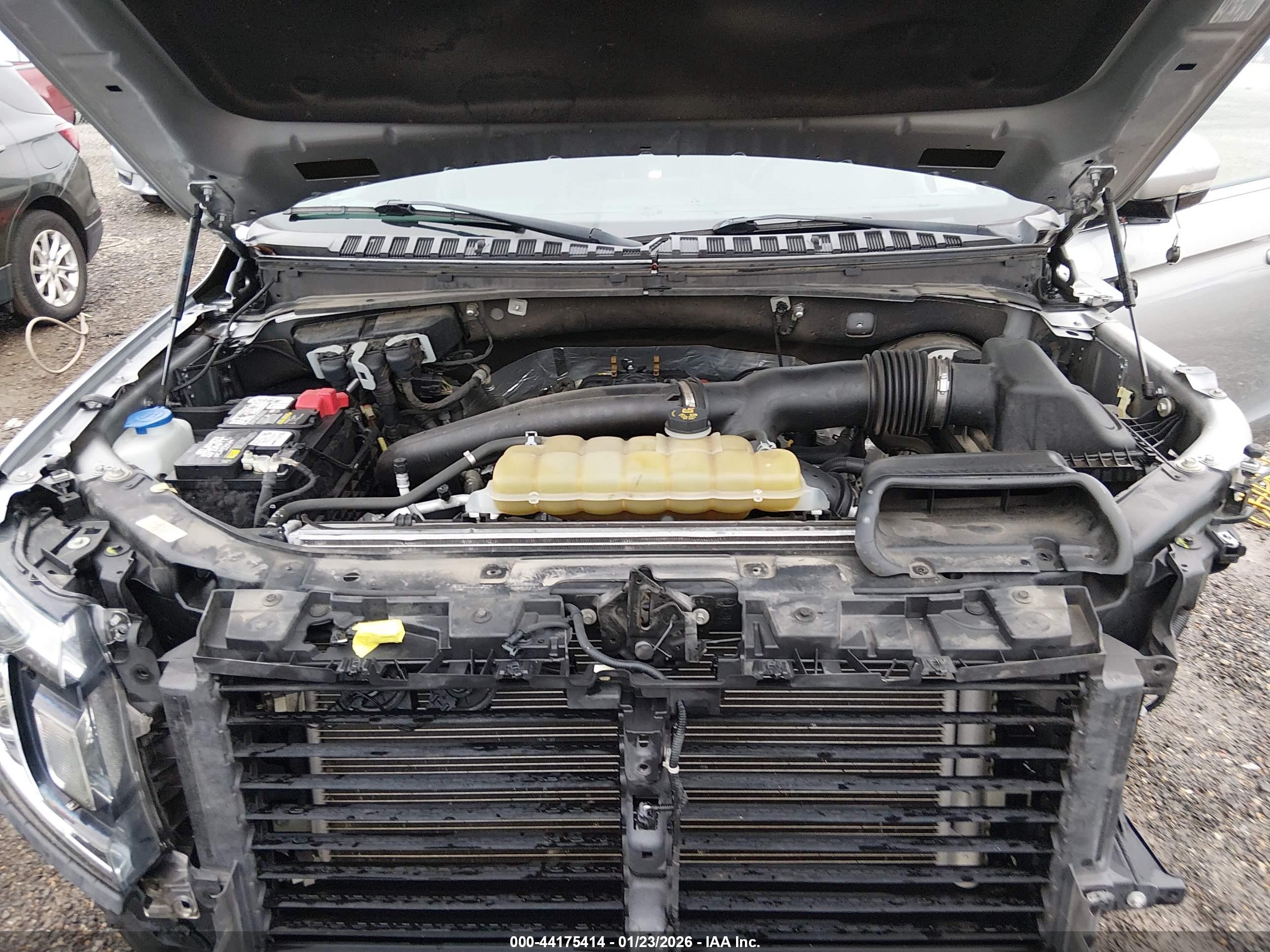 FORD EXPEDITION image 10