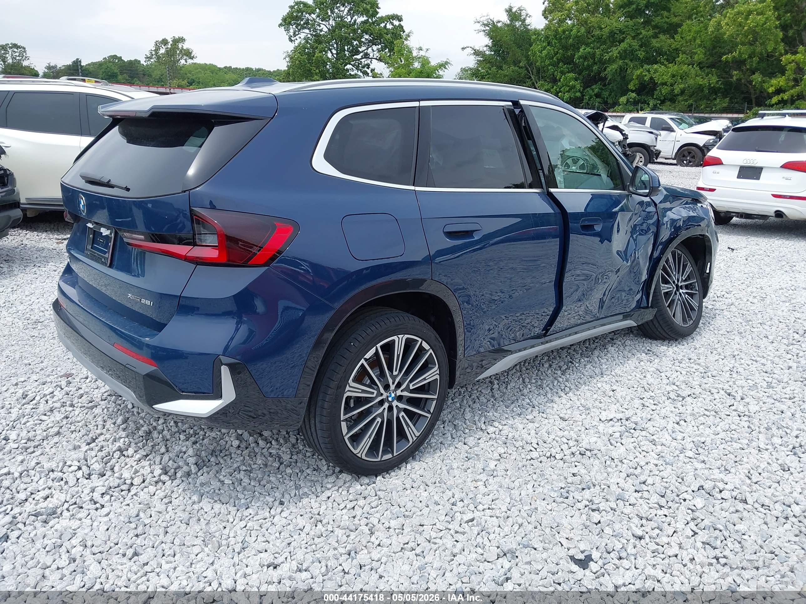 BMW X1 image 4