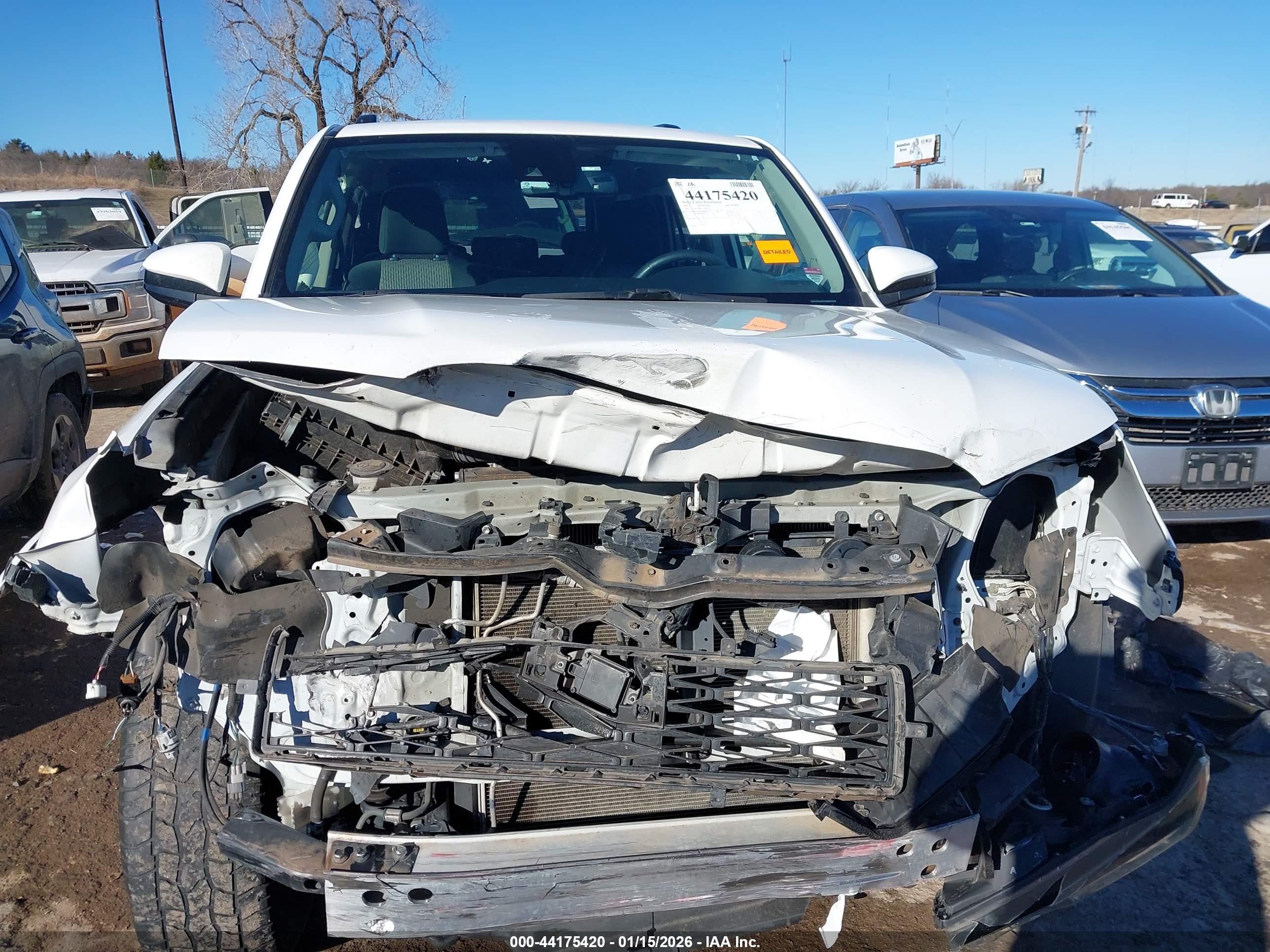 TOYOTA 4RUNNER image 6