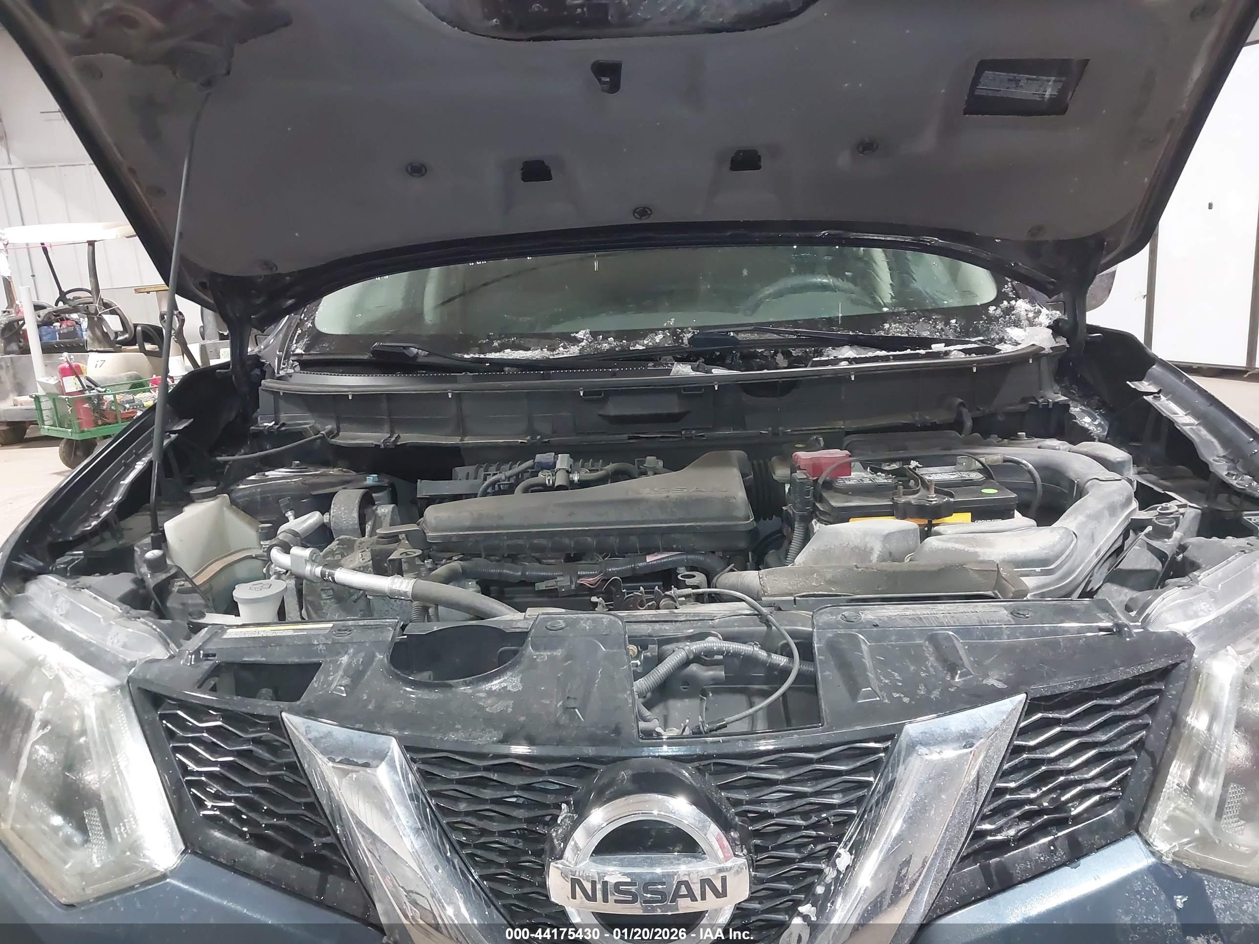 NISSAN ROGUE image 10