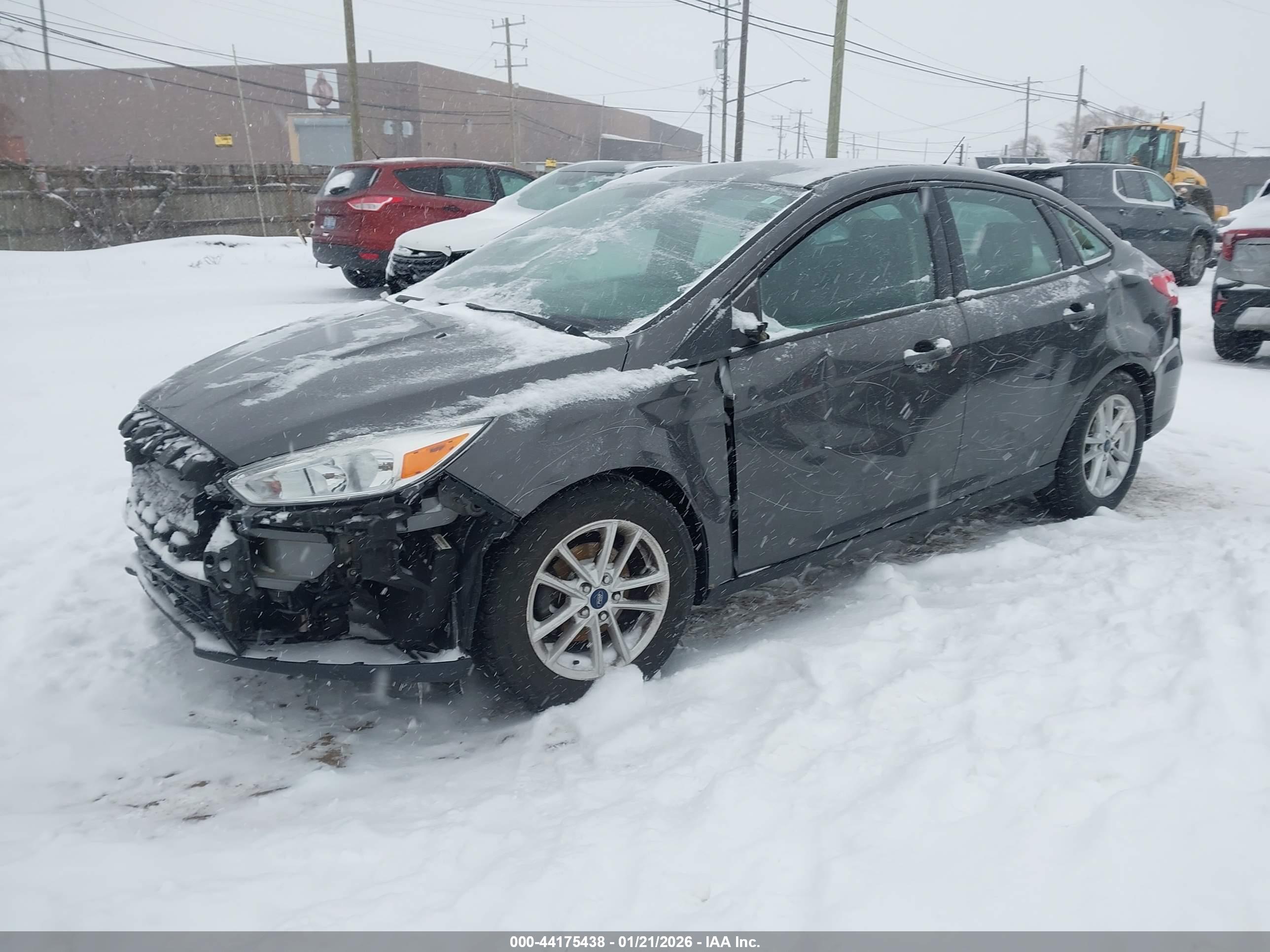 FORD FOCUS image 2
