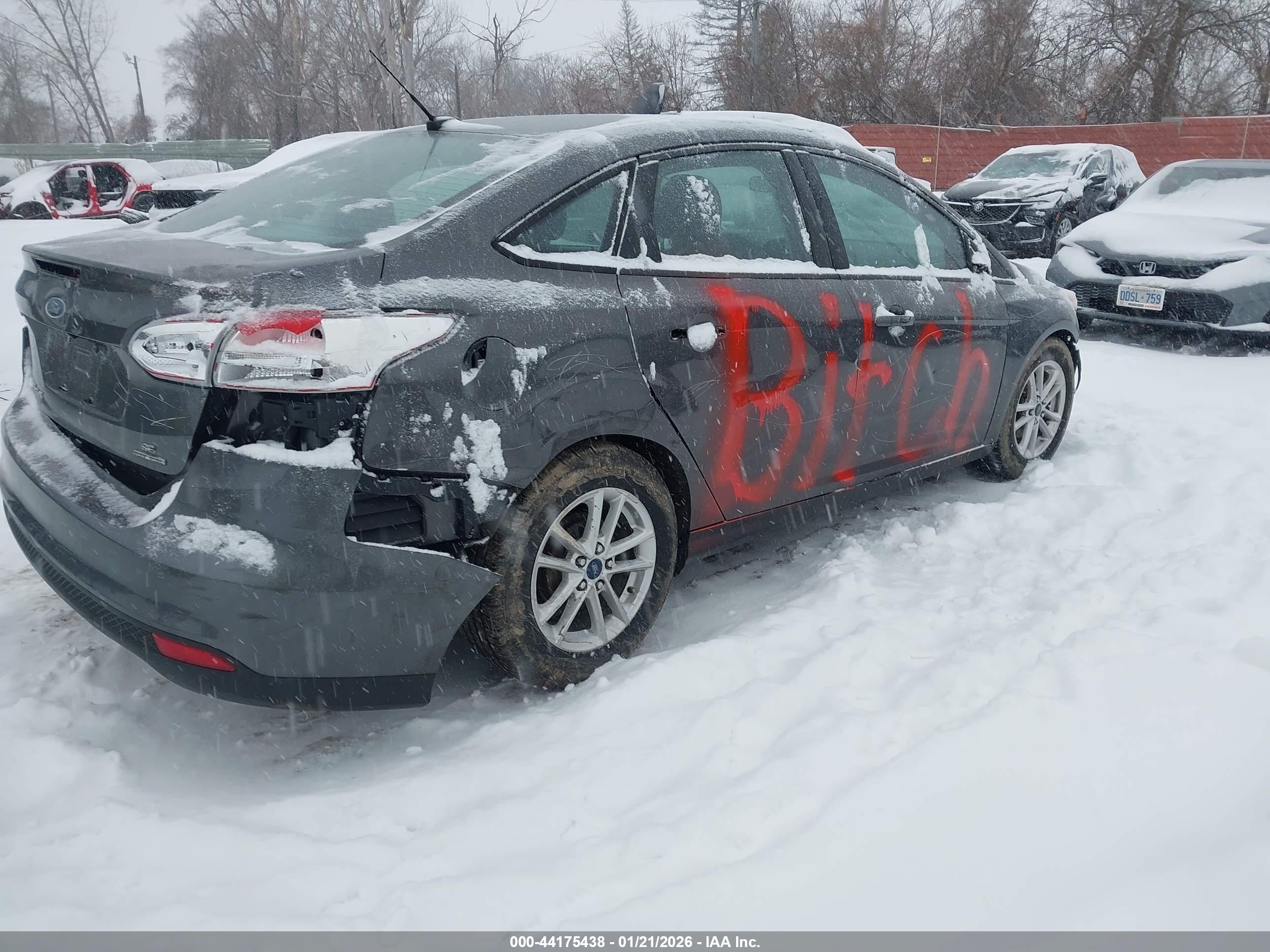 FORD FOCUS image 4
