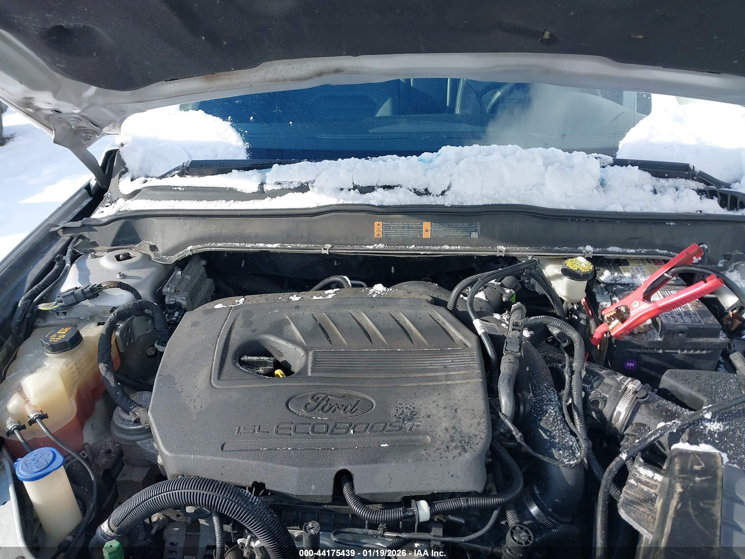 FORD FUSION image 10