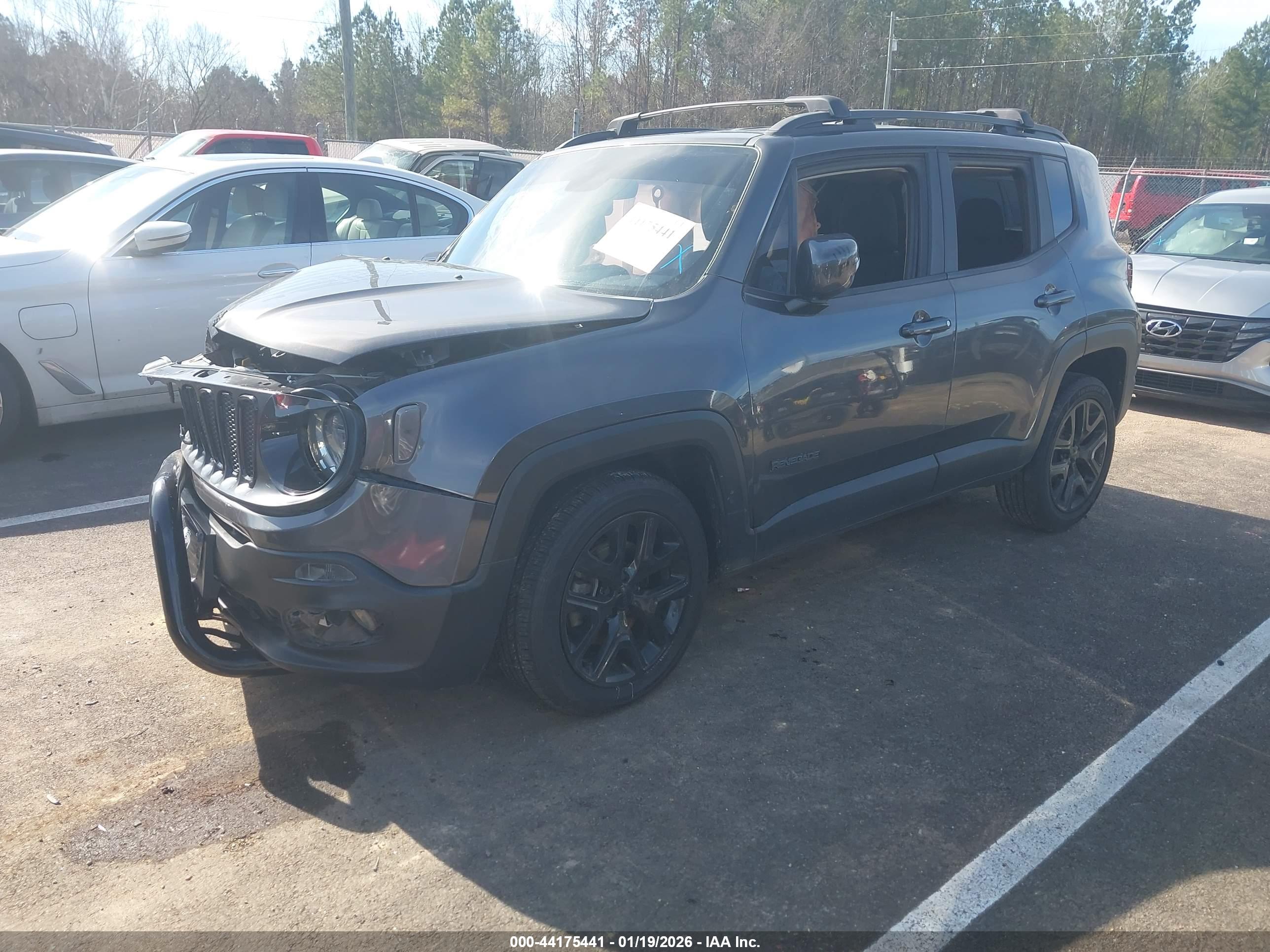 JEEP RENEGADE image 2