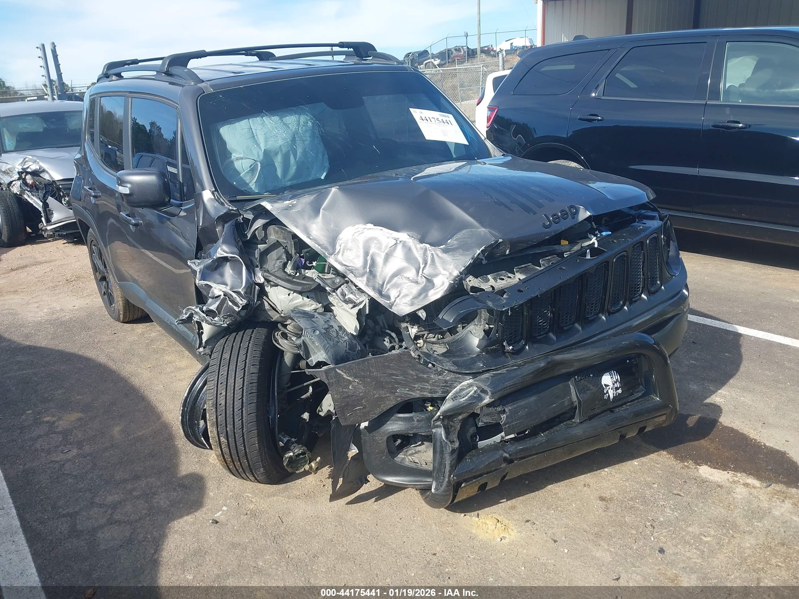JEEP RENEGADE image 6