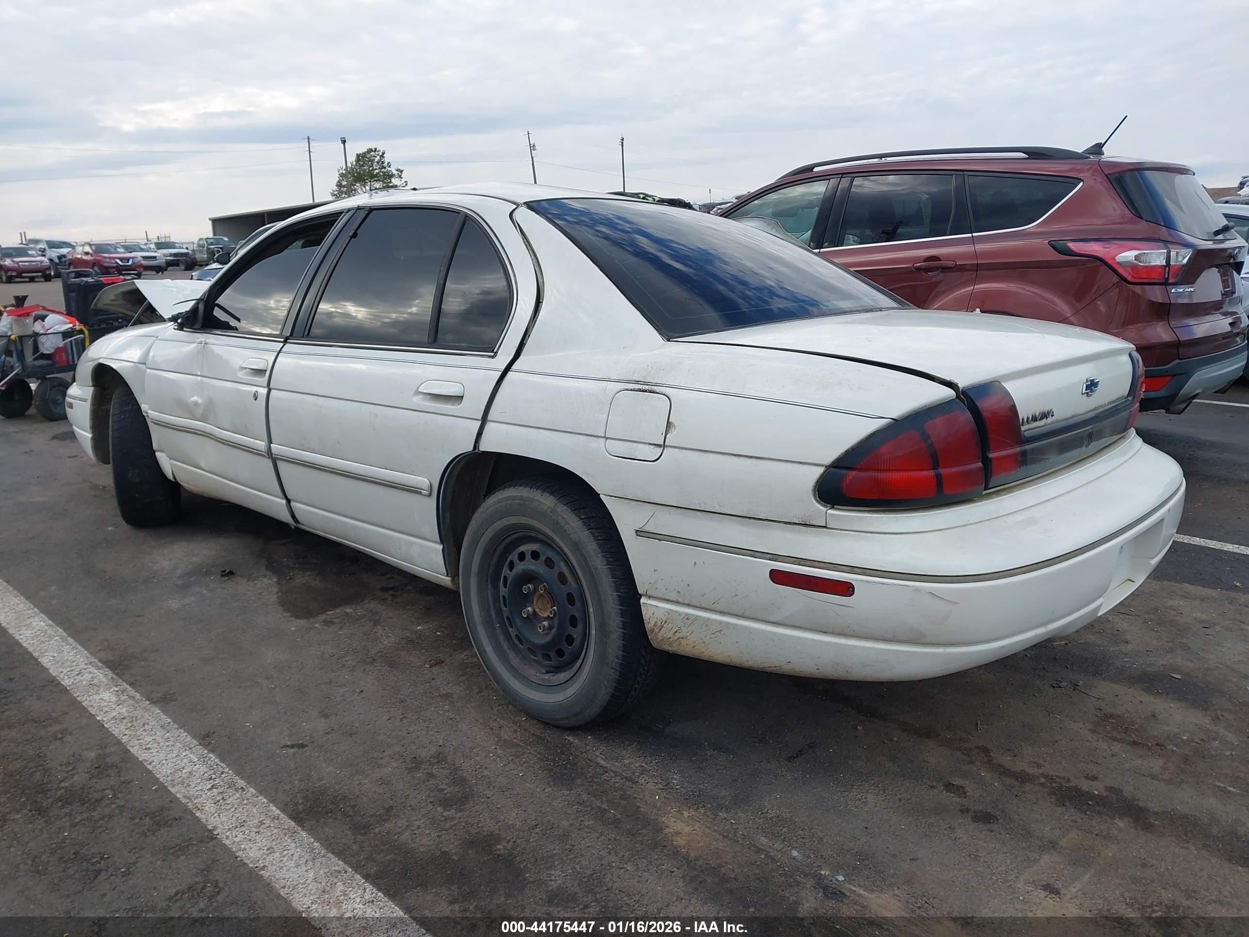 CHEVROLET LUMINA image 3