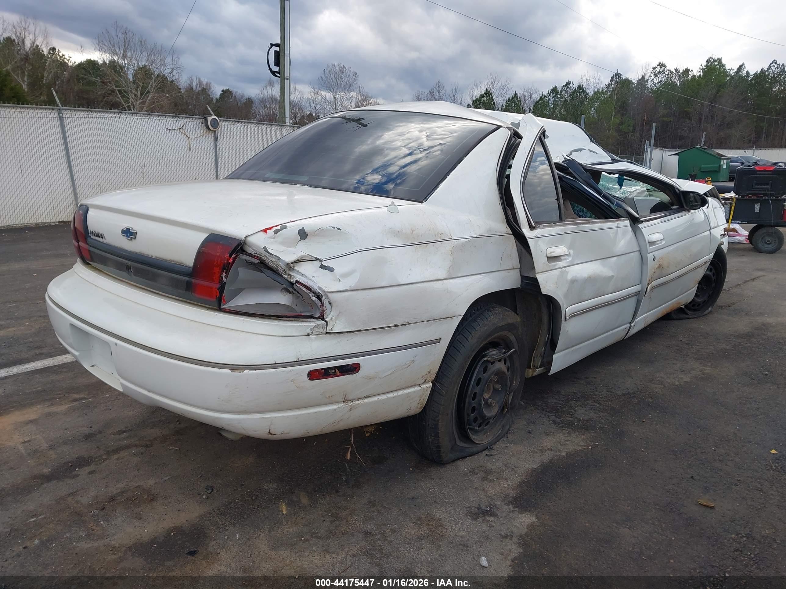CHEVROLET LUMINA image 4