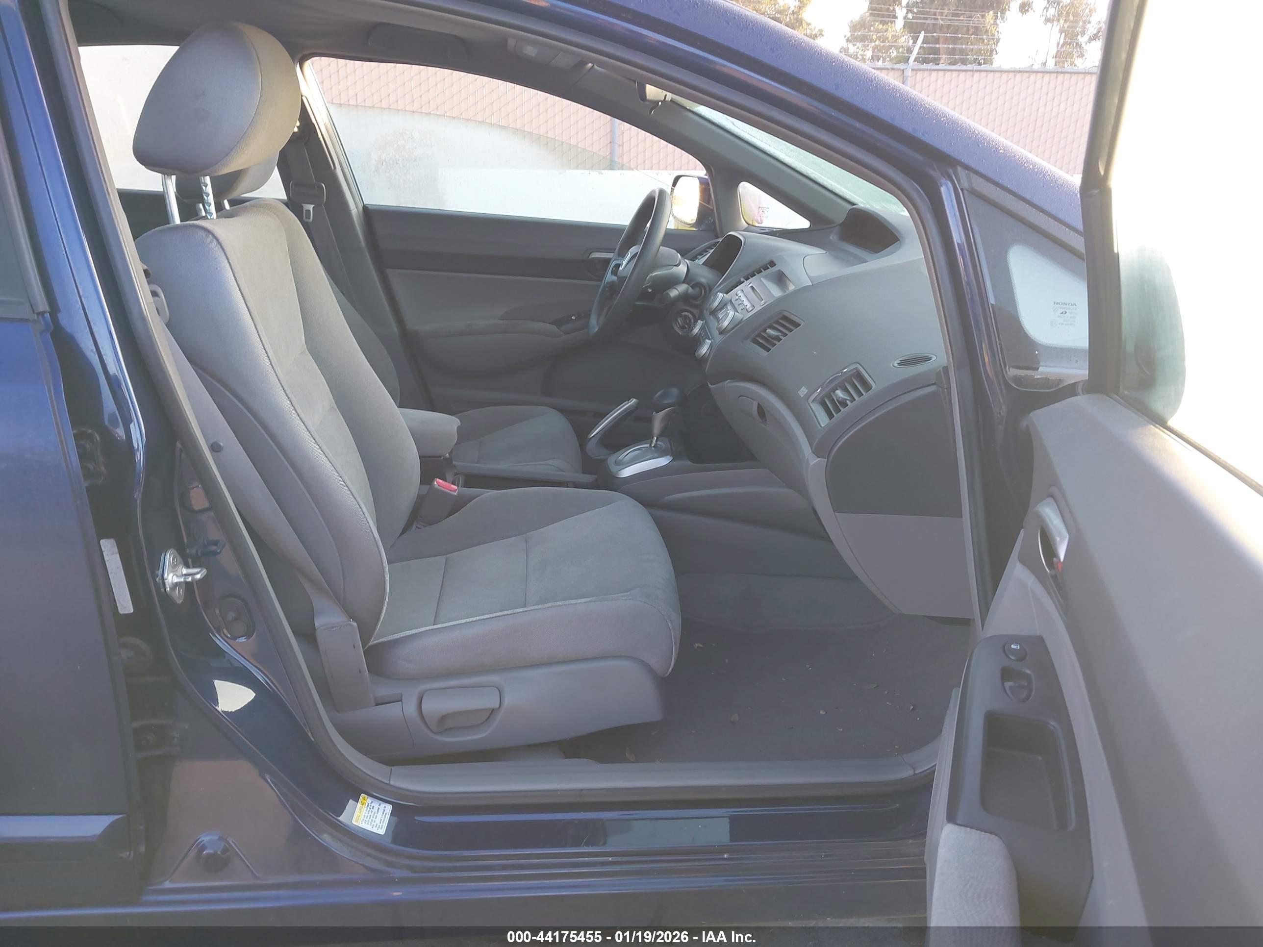 HONDA CIVIC image 5