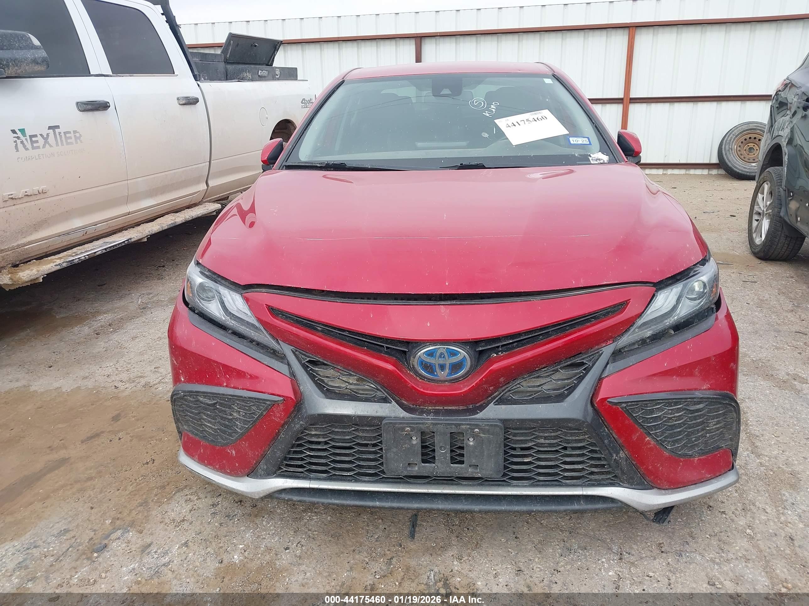 TOYOTA CAMRY image 6