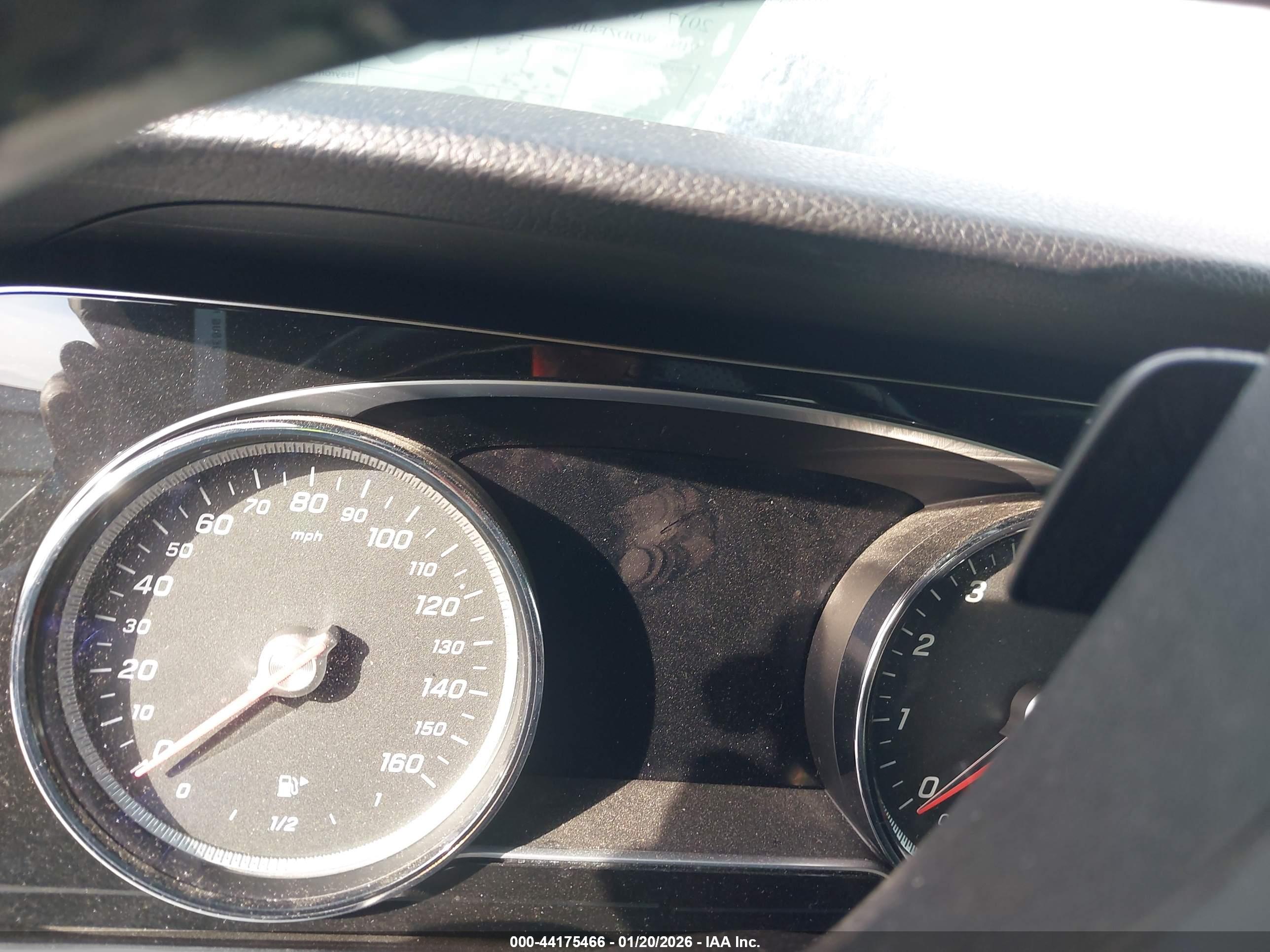 MERCEDES-BENZ E image 7