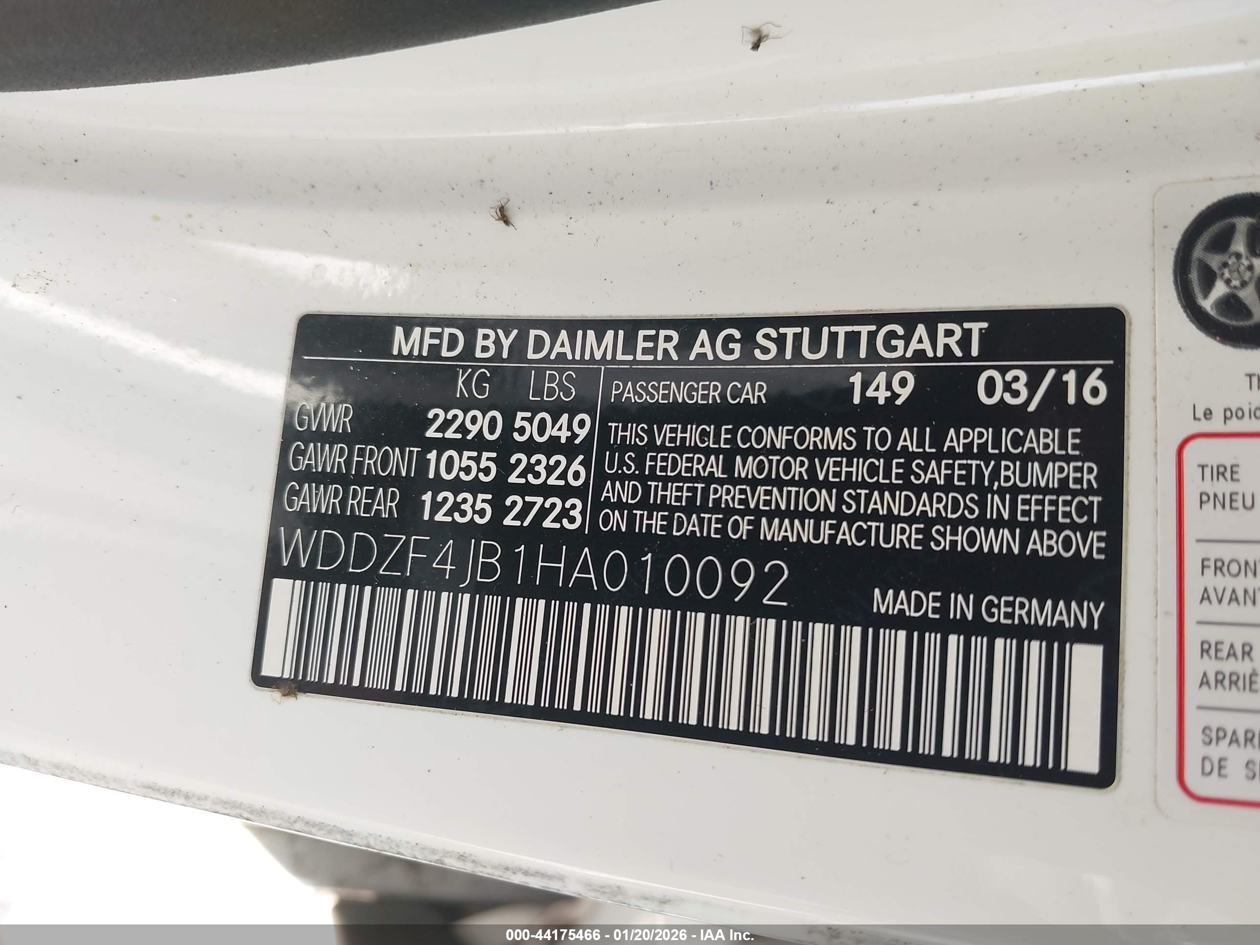 MERCEDES-BENZ E image 9