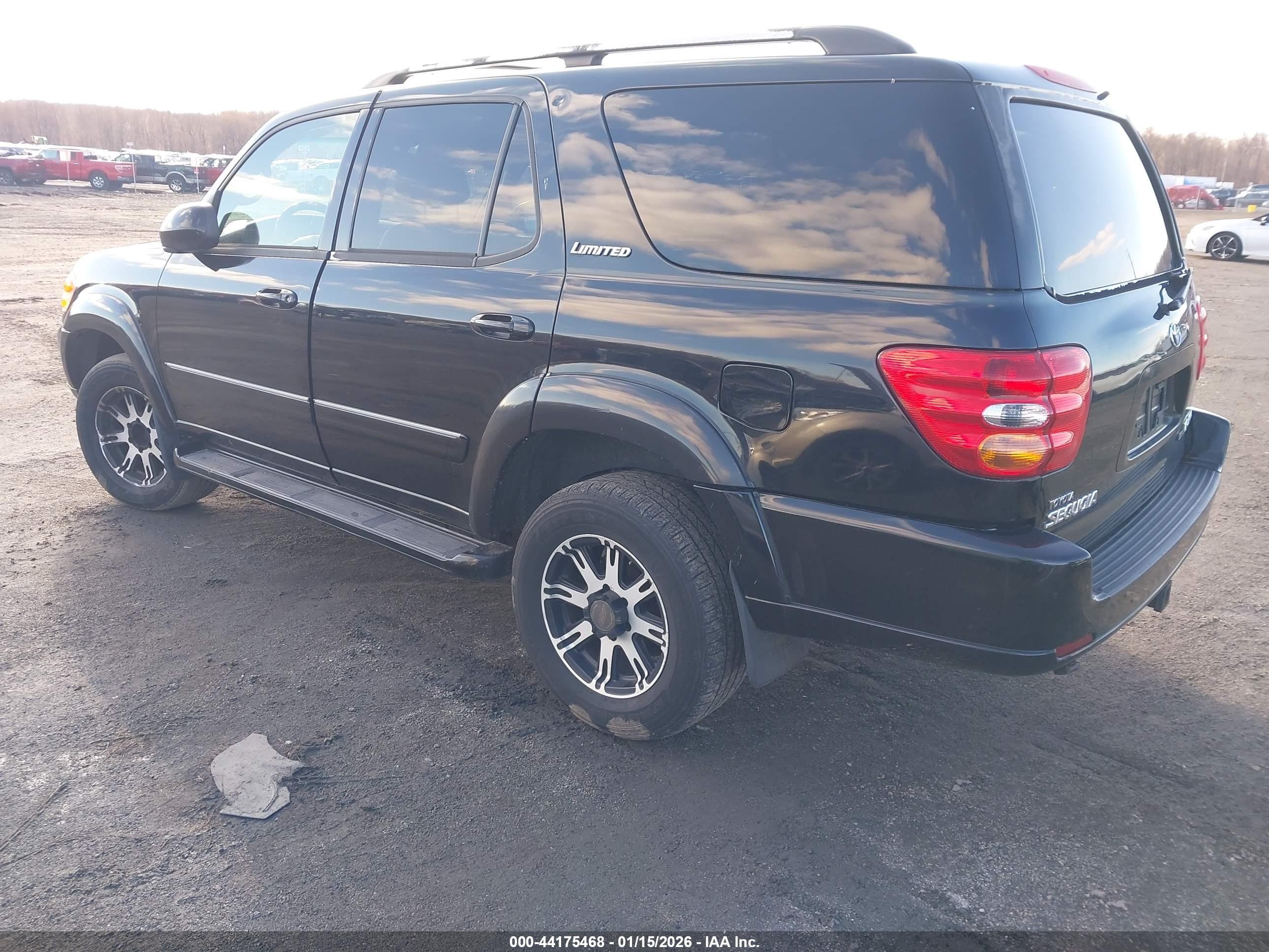 TOYOTA SEQUOIA image 3