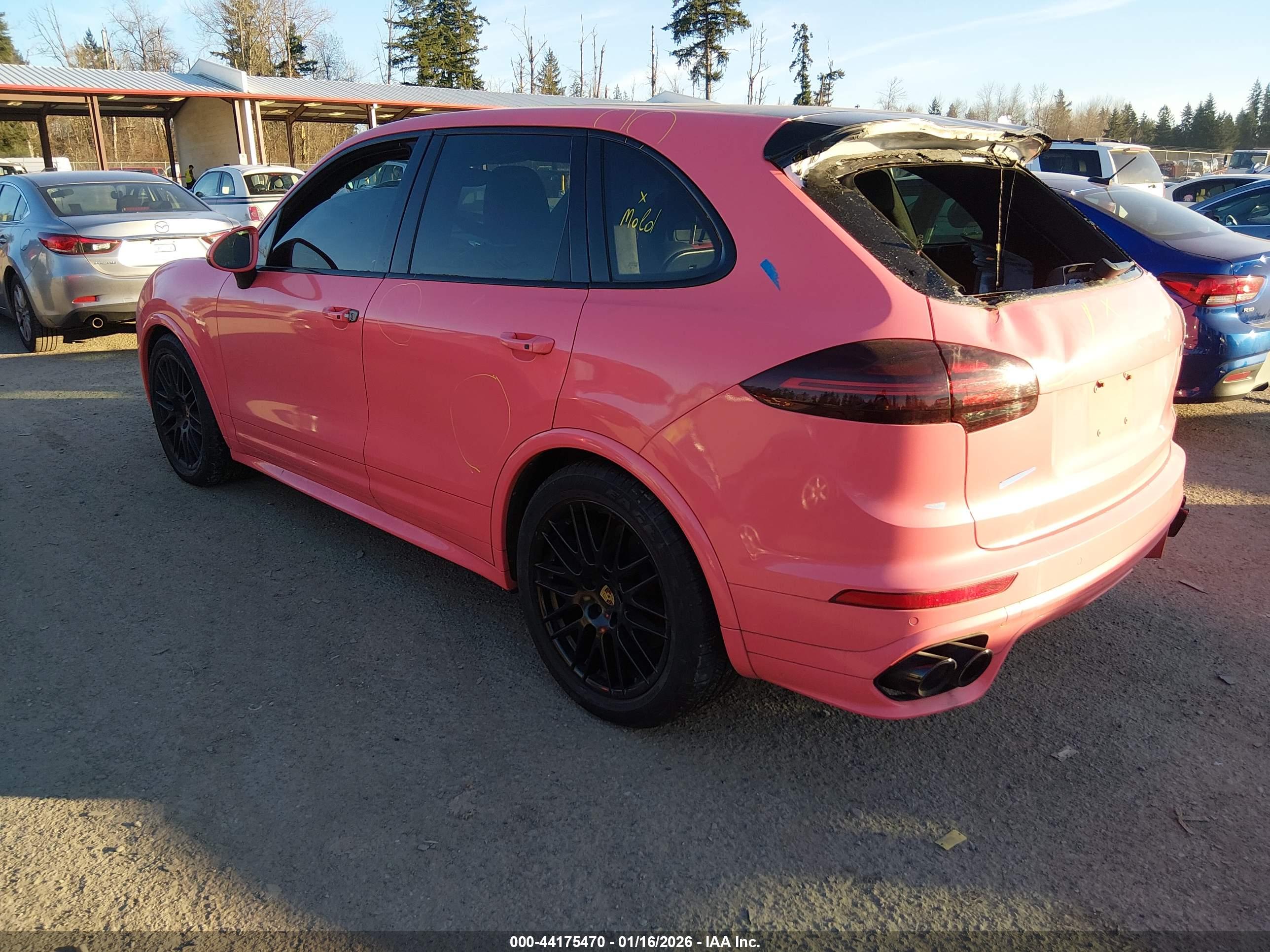 PORSCHE CAYENNE image 3