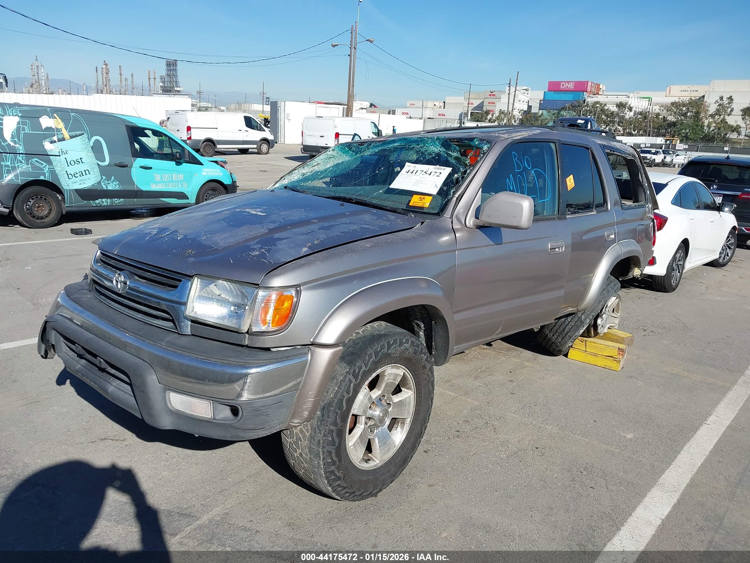 TOYOTA 4RUNNER image 2