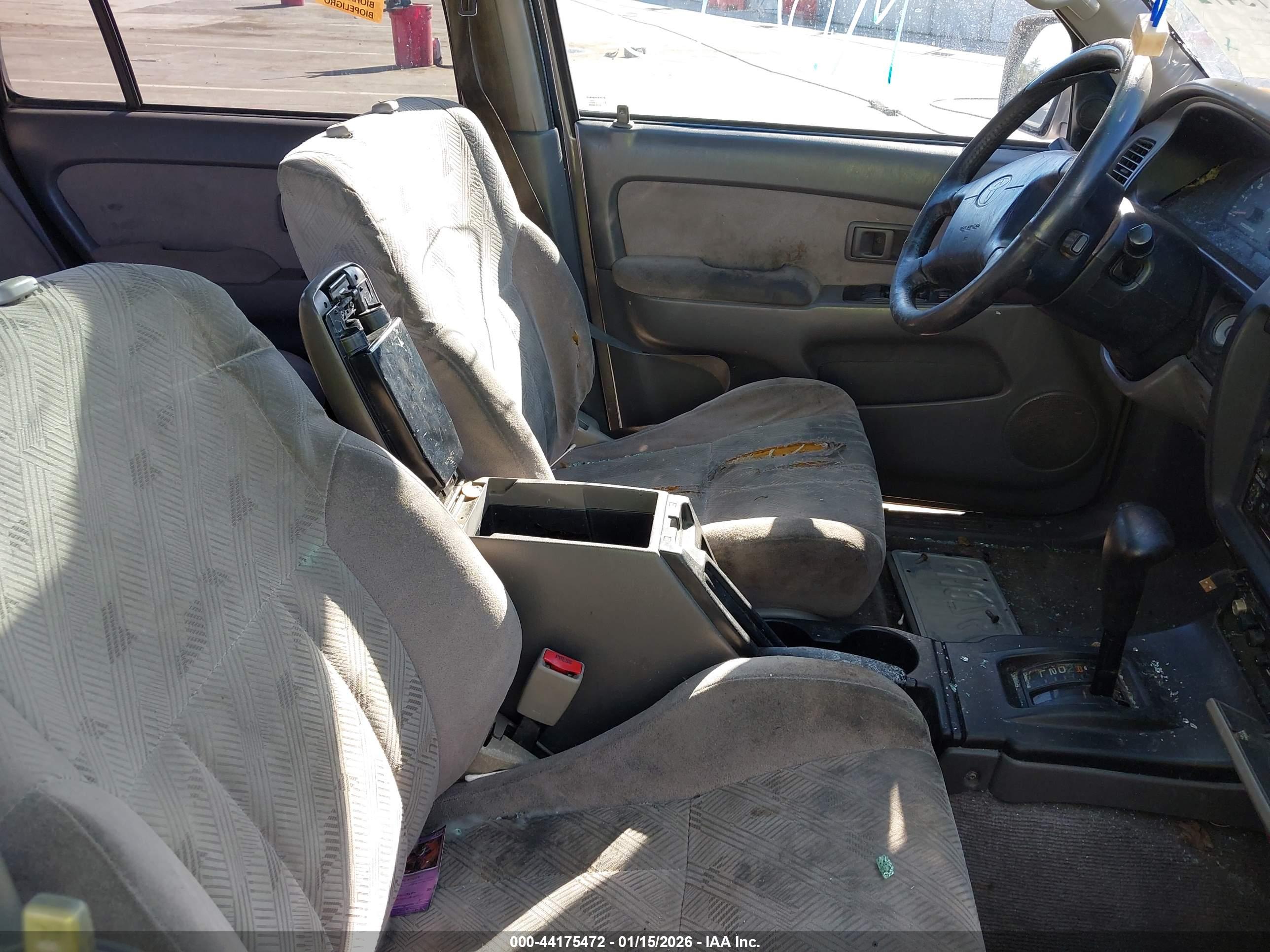 TOYOTA 4RUNNER image 5