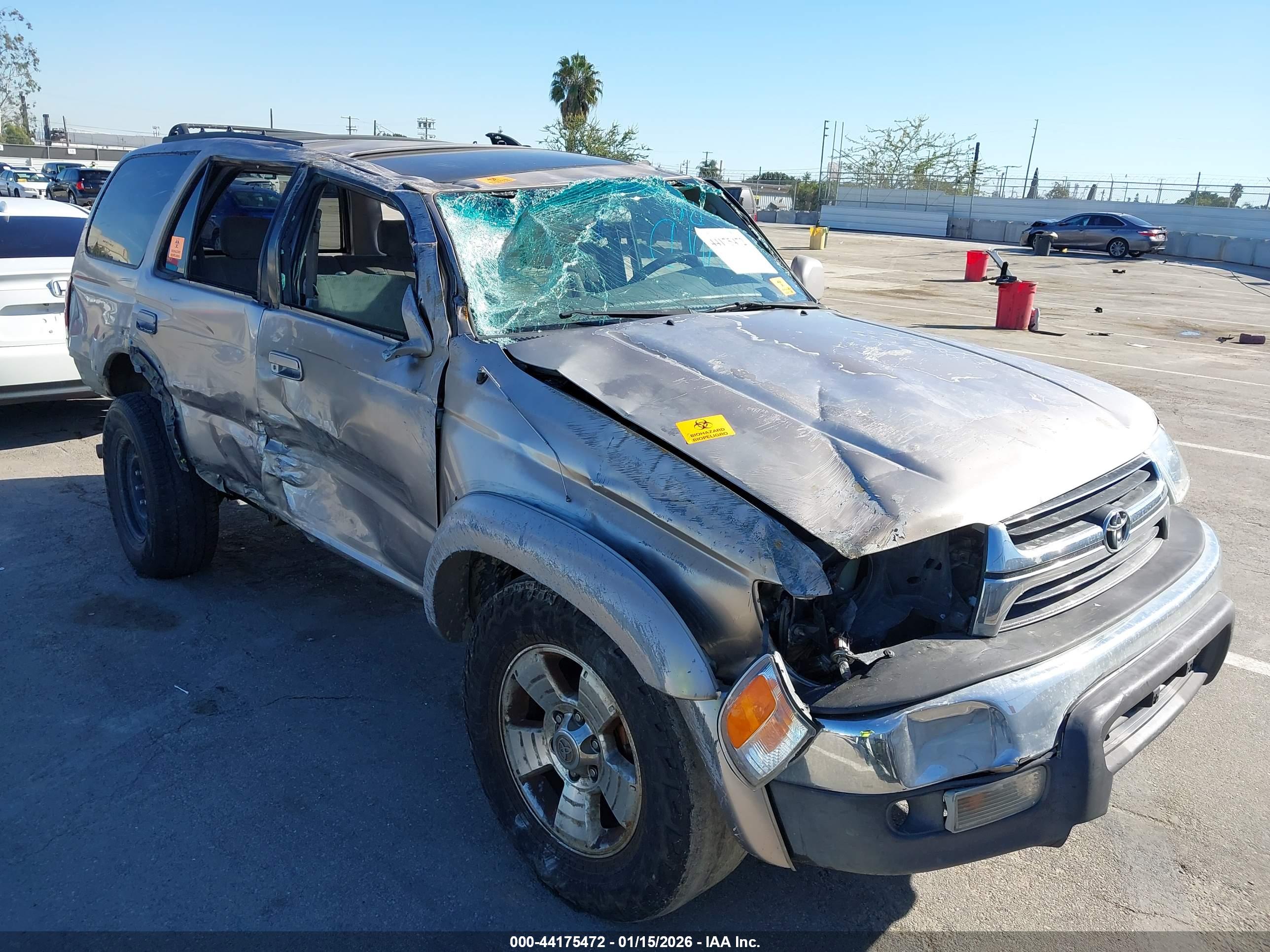 TOYOTA 4RUNNER image 6