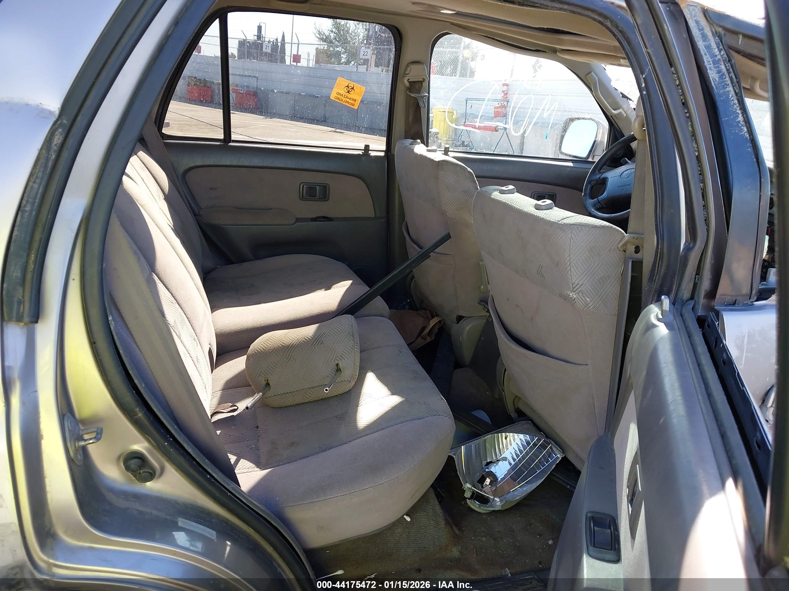 TOYOTA 4RUNNER image 8