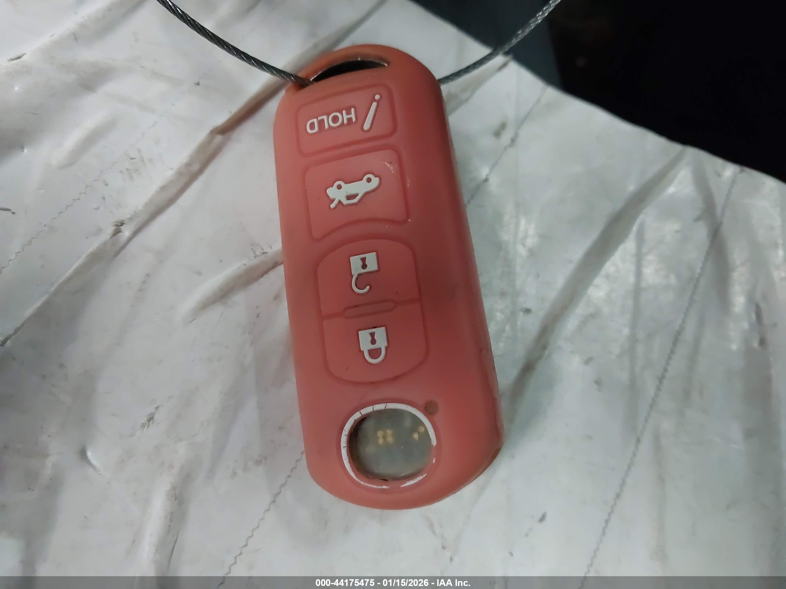 TOYOTA YARIS image 11