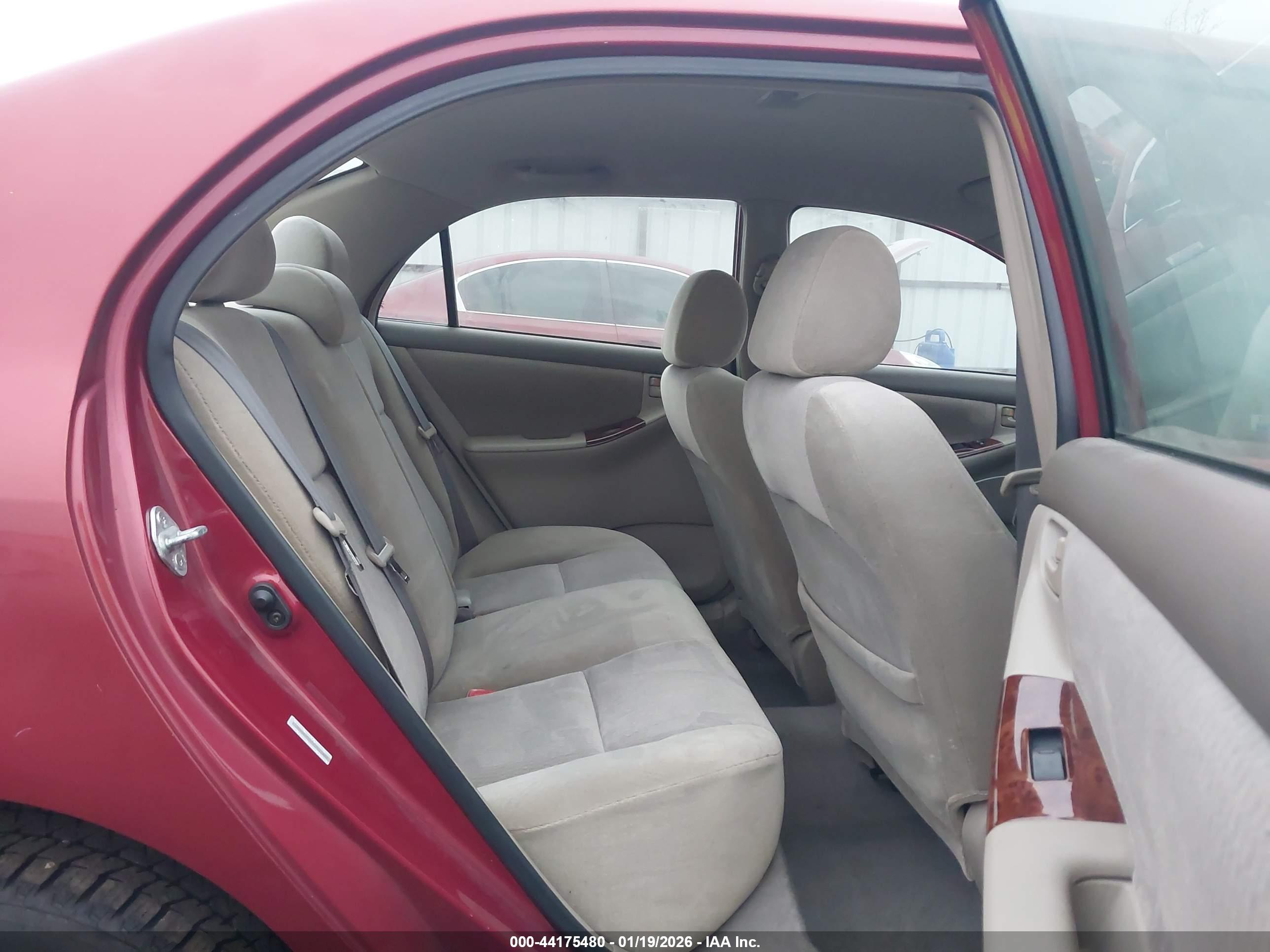 TOYOTA COROLLA image 8