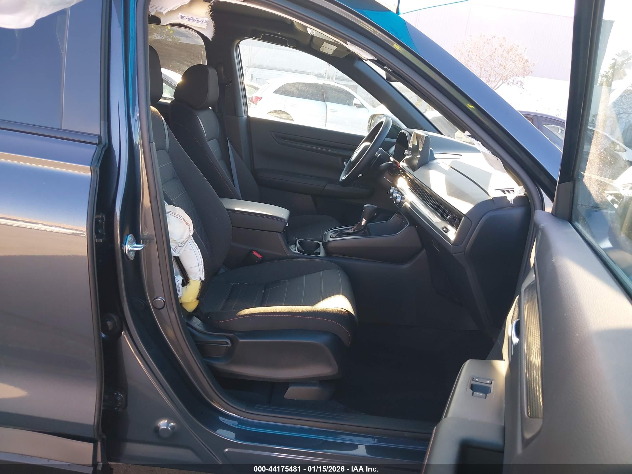 HONDA CR-V image 5