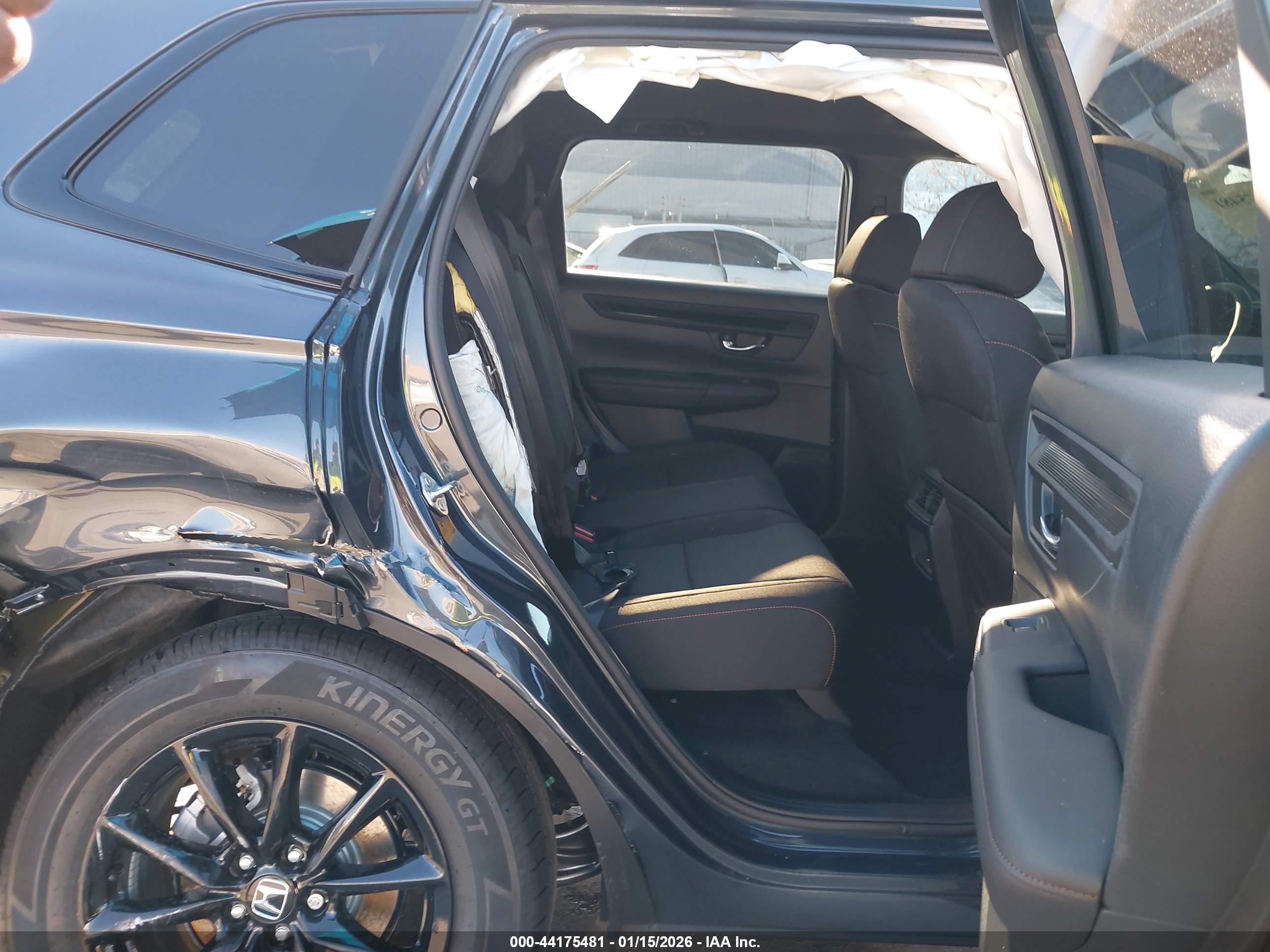 HONDA CR-V image 8