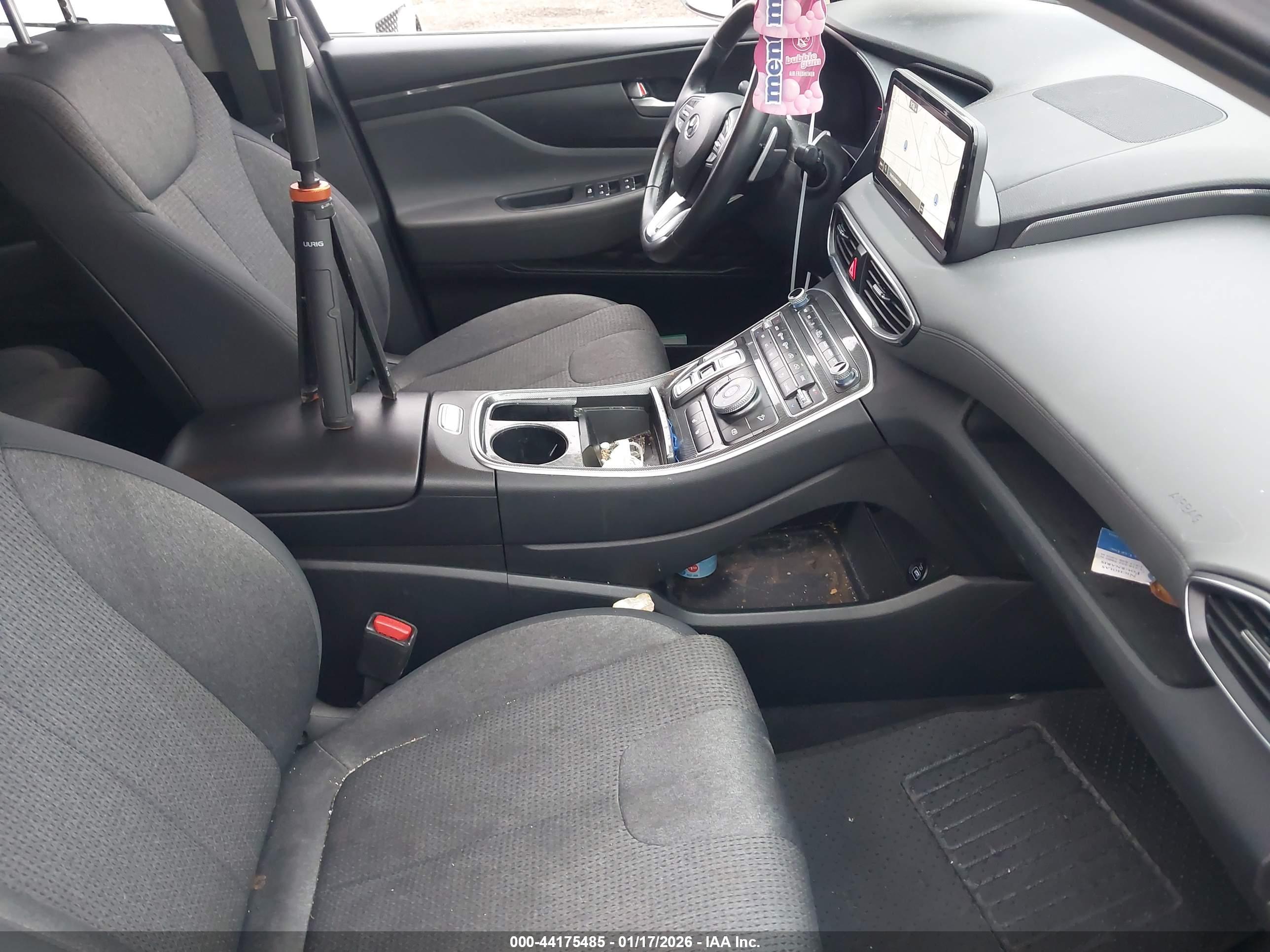 HYUNDAI SANTA image 5