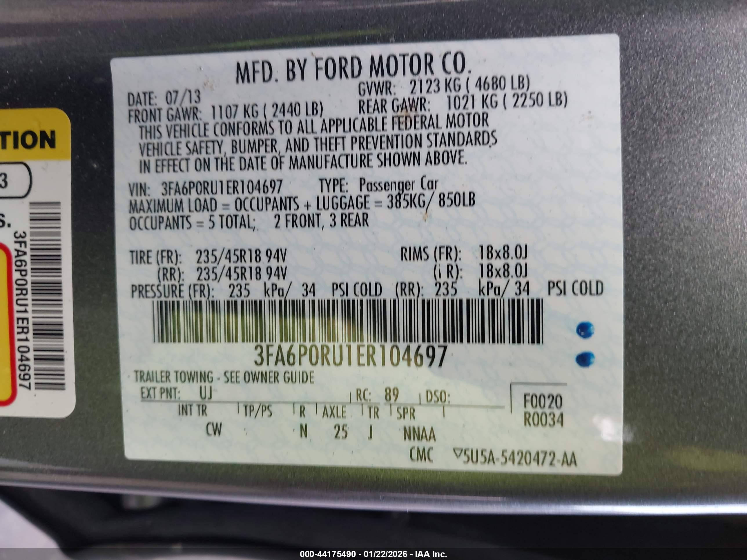 FORD FUSION image 9